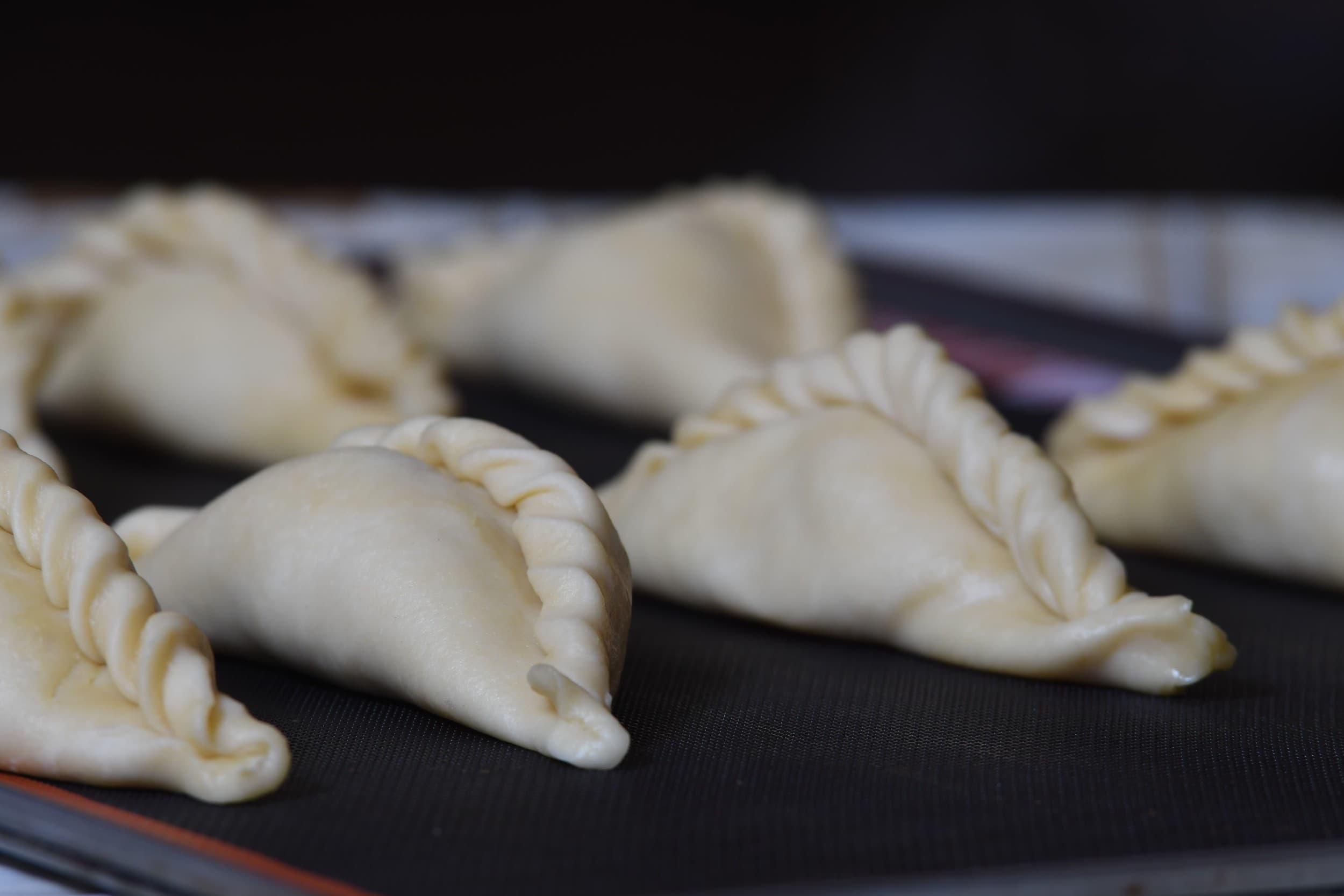 Kibinų gaminimas ir degustacija (10 asmenų)  | Laisvalaikio Dovanos