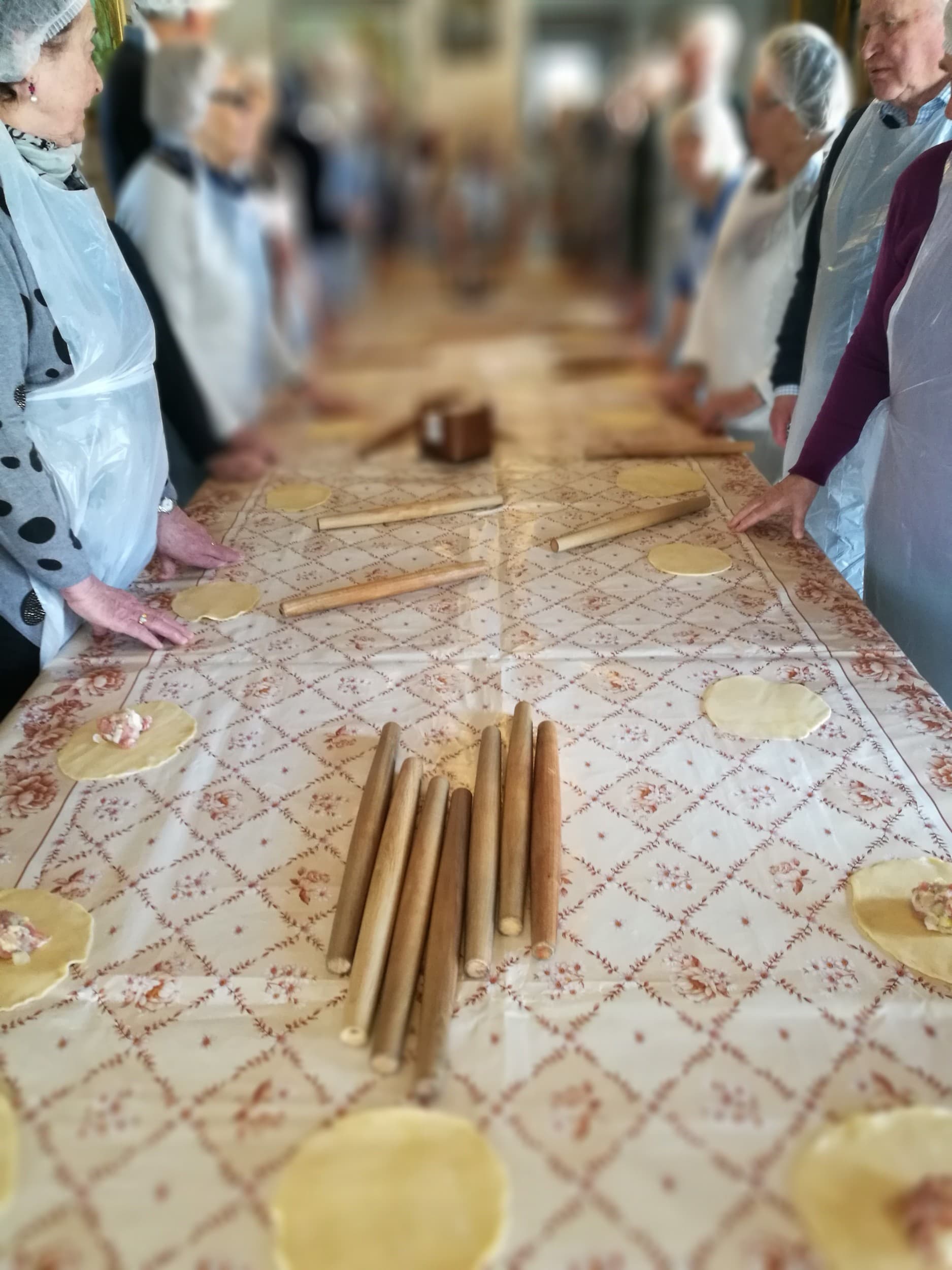 Kibinų gaminimas ir degustacija (10 asmenų)  | Laisvalaikio Dovanos