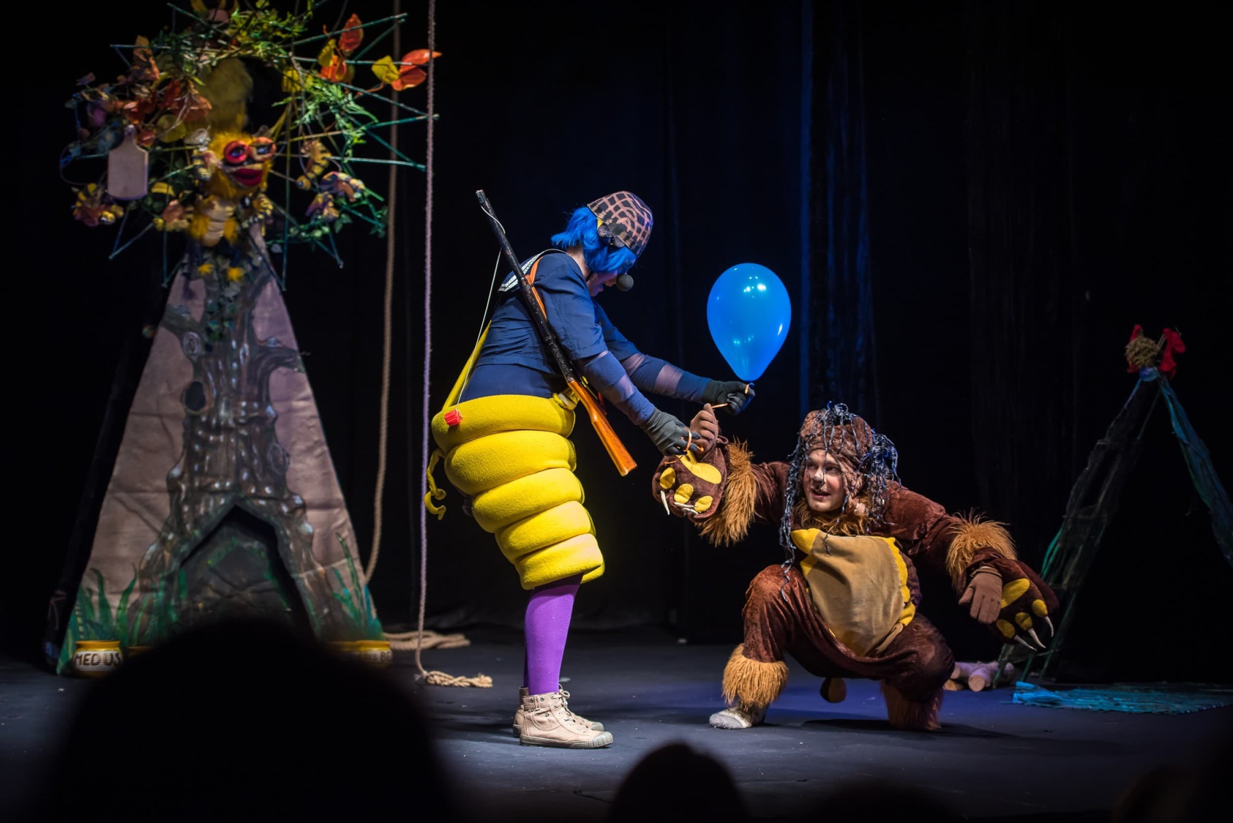 Apsilankymas „Raganiukės teatro“ spektaklyje dviem