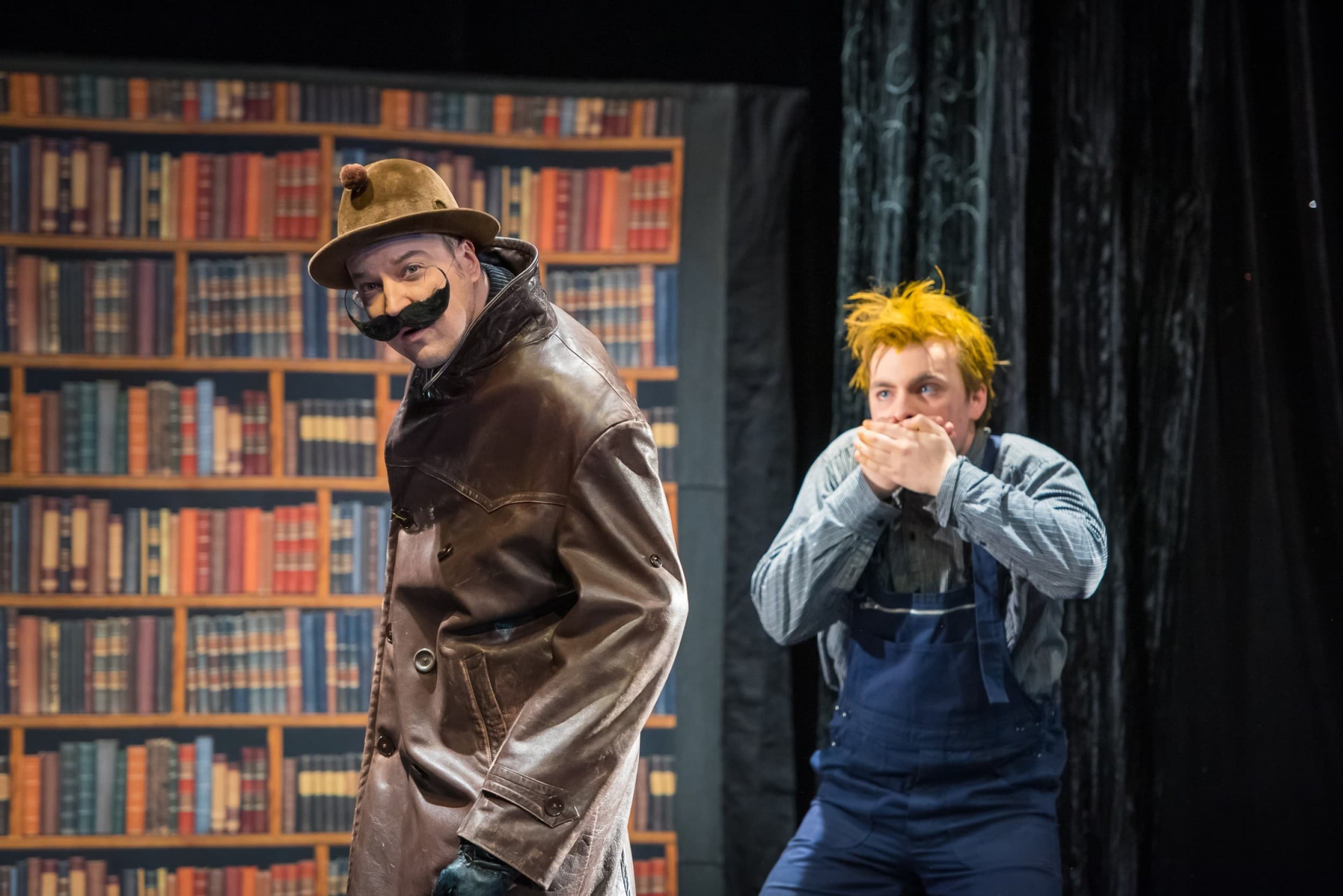 Apsilankymas „Raganiukės teatro“ spektaklyje dviem
