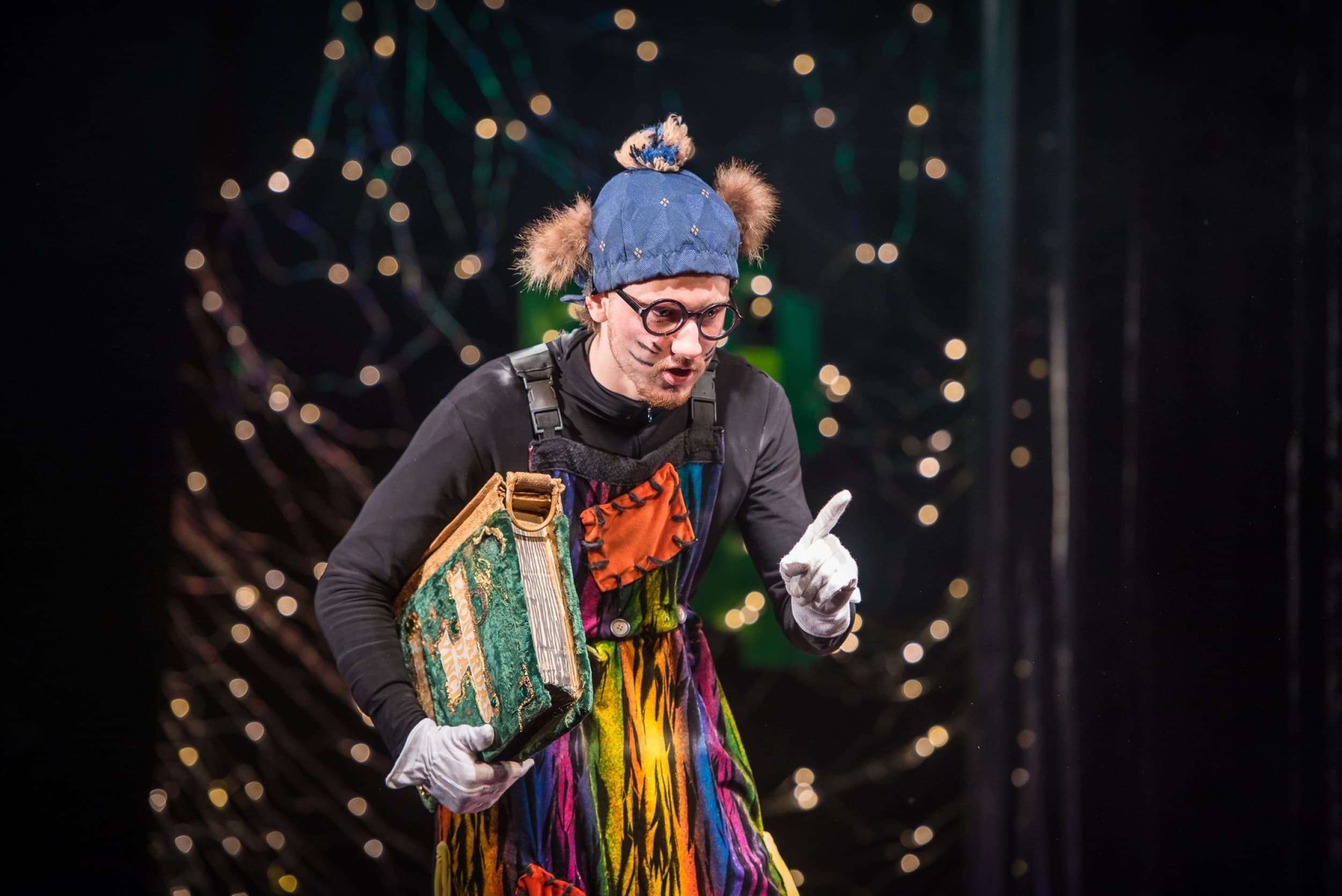 Apsilankymas „Raganiukės teatro“ spektaklyje dviem