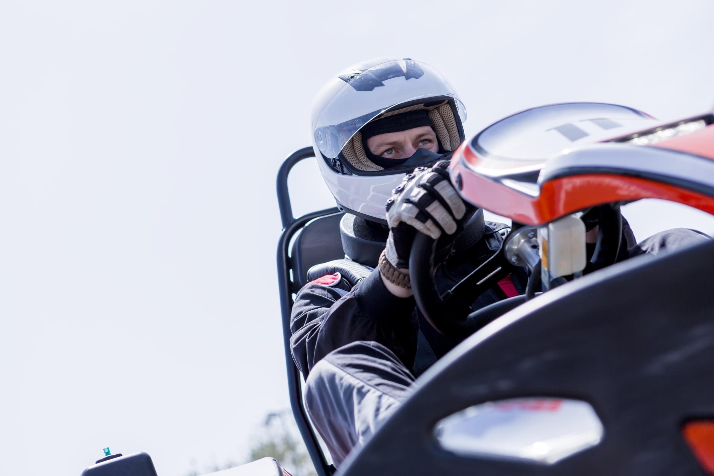 Pasivažinėjimas lenktyniniu kartingu