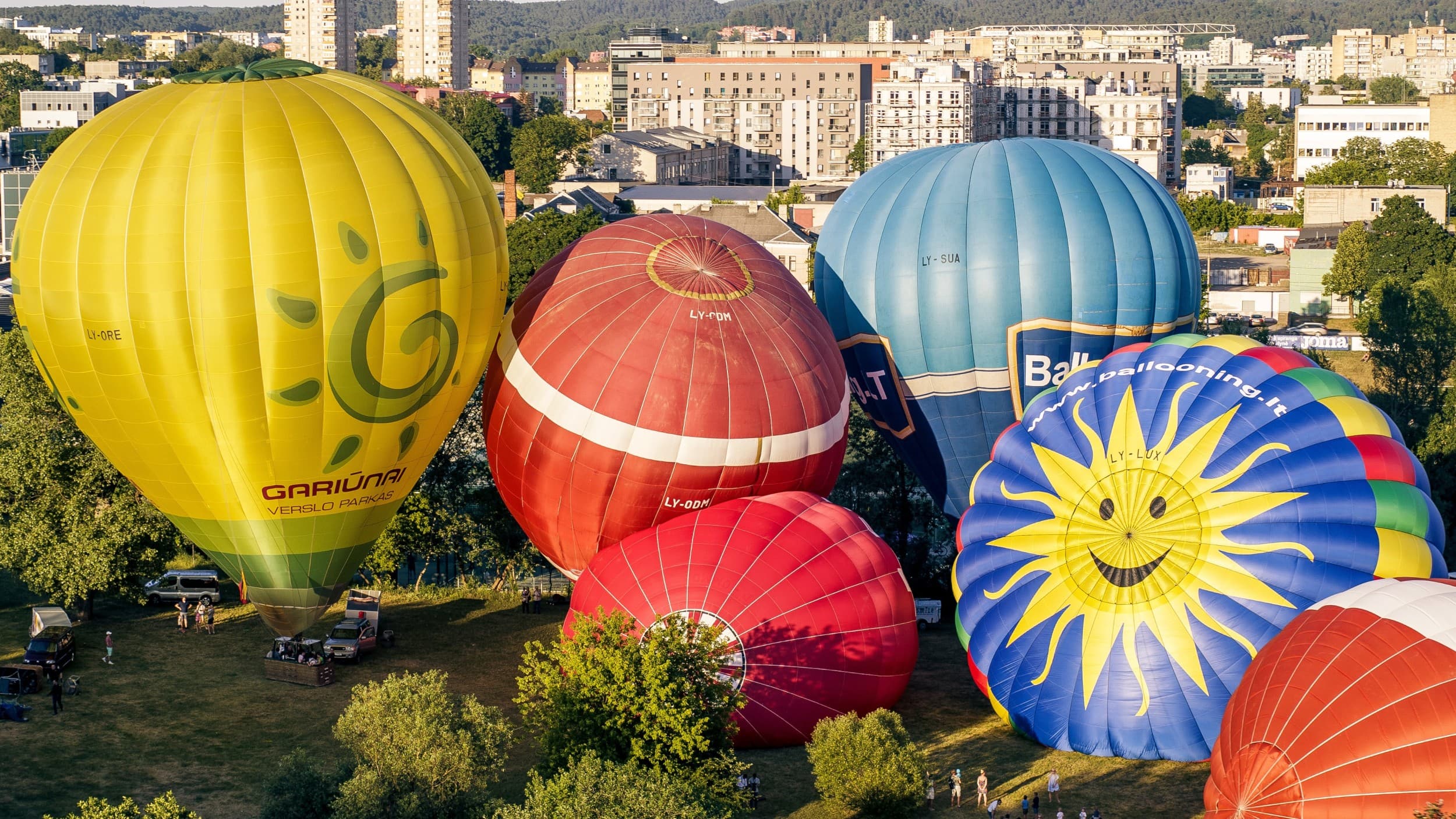 Skrydis oro balionu virš pasirinkto miesto | Laisvalaikio Dovanos