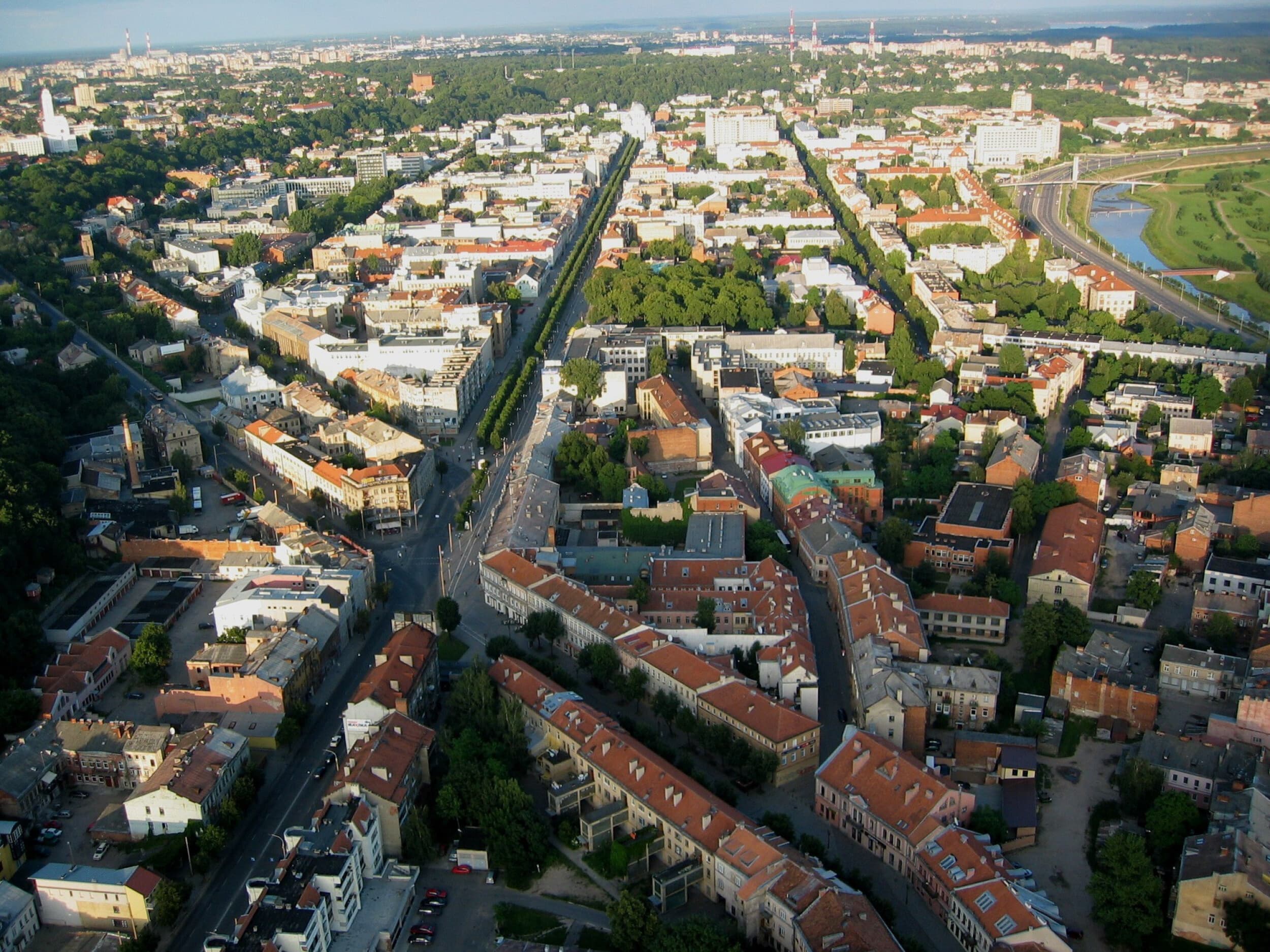 Skrydis oro balionu virš Kauno su „Oreivystės centru – Ballooning.lt“ | Laisvalaikio Dovanos