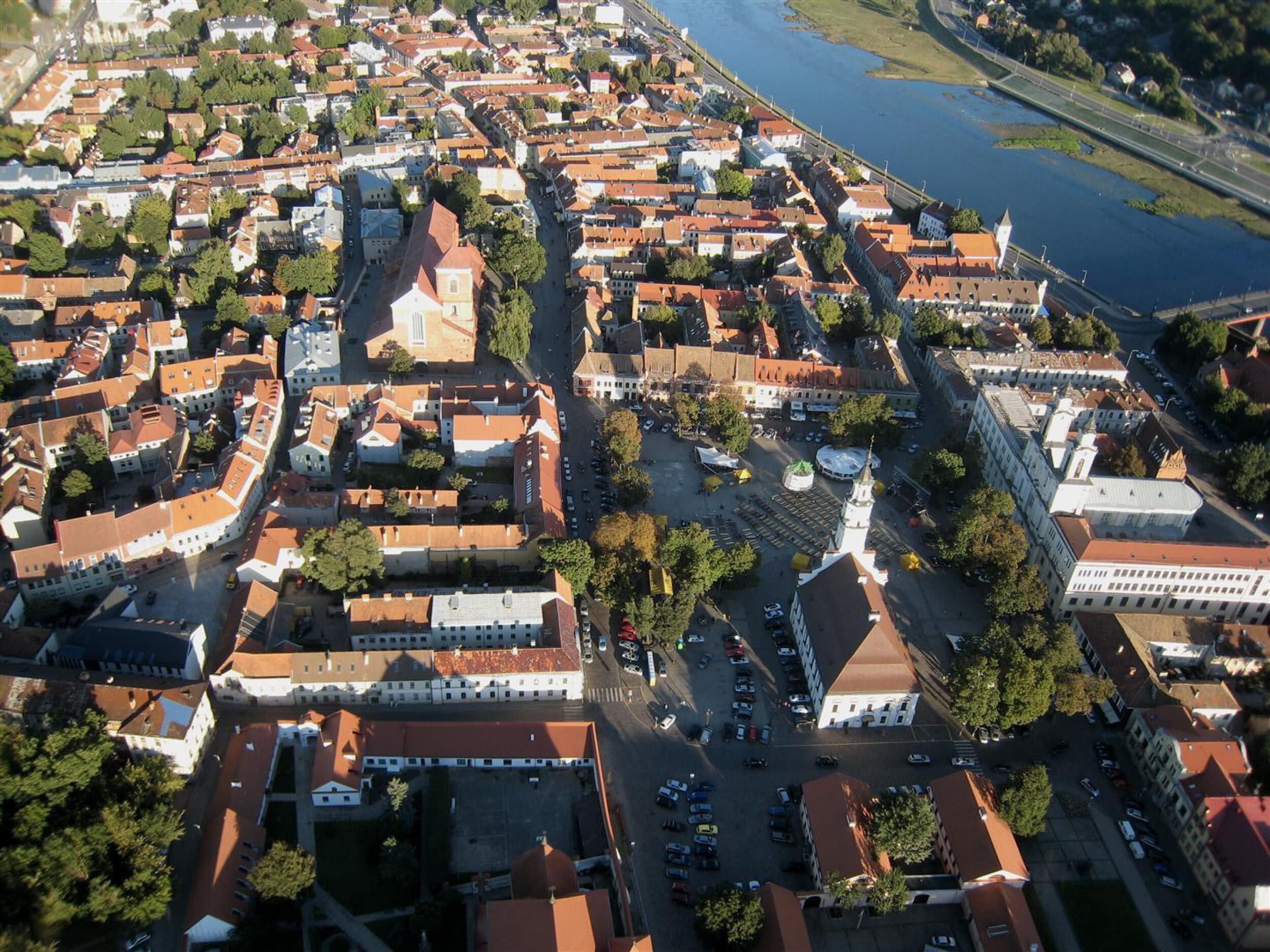 Skrydis oro balionu virš Kauno su „Oreivystės centru – Ballooning.lt“ | Laisvalaikio Dovanos