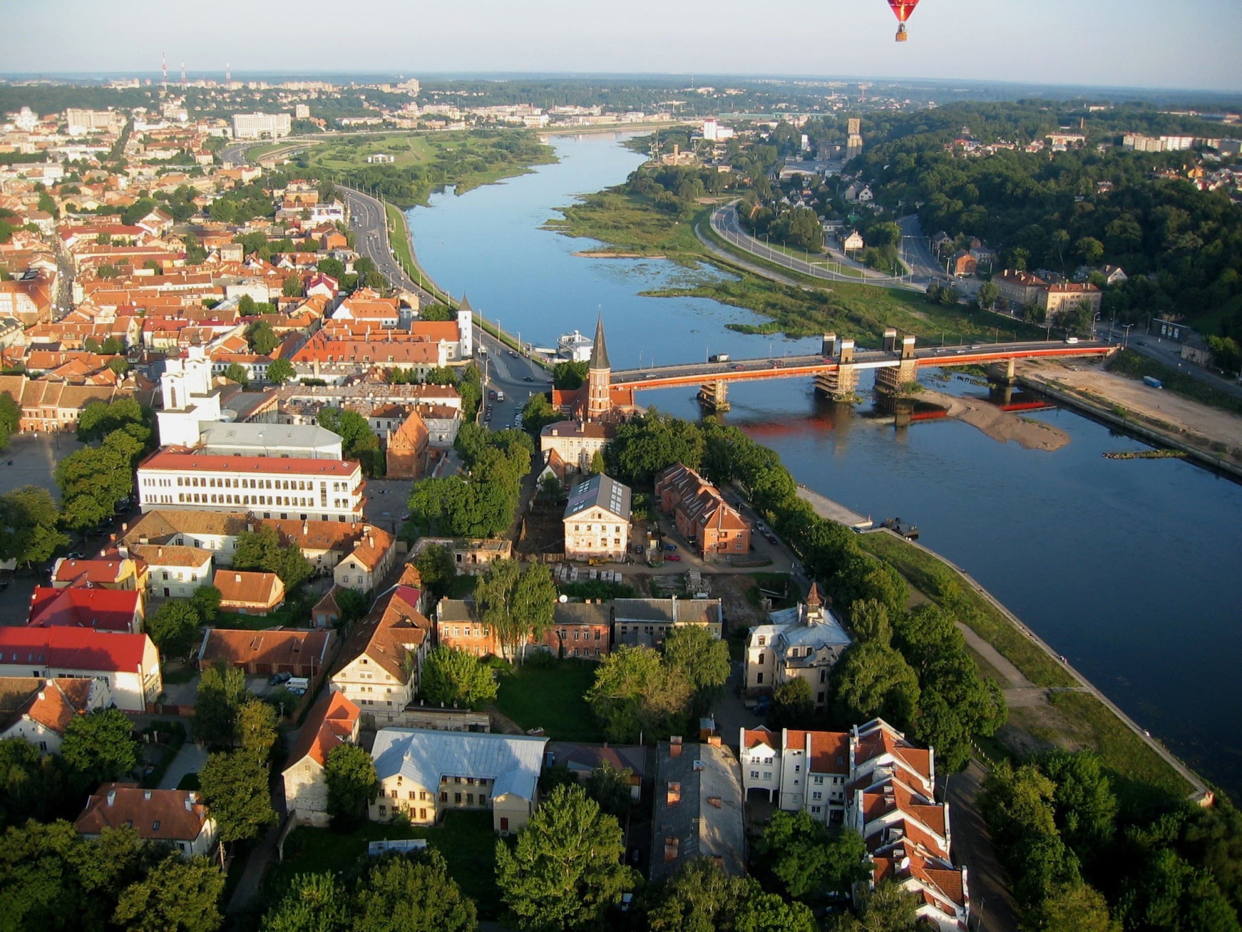 Skrydis oro balionu virš Kauno su „Oreivystės centru – Ballooning.lt“ | Laisvalaikio Dovanos