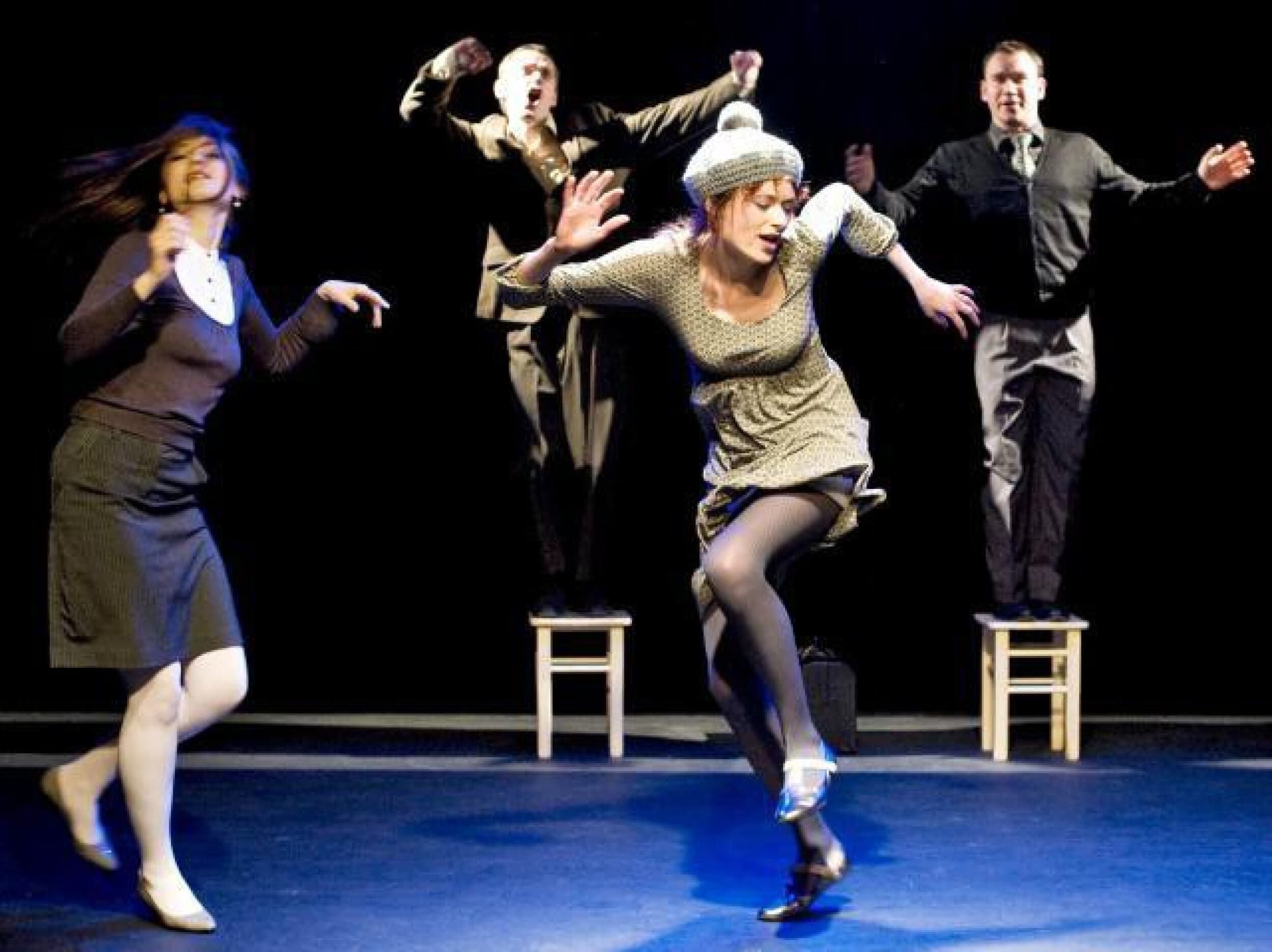 Apsilankymas „Cezario grupės“ teatro spektaklyje dviems
