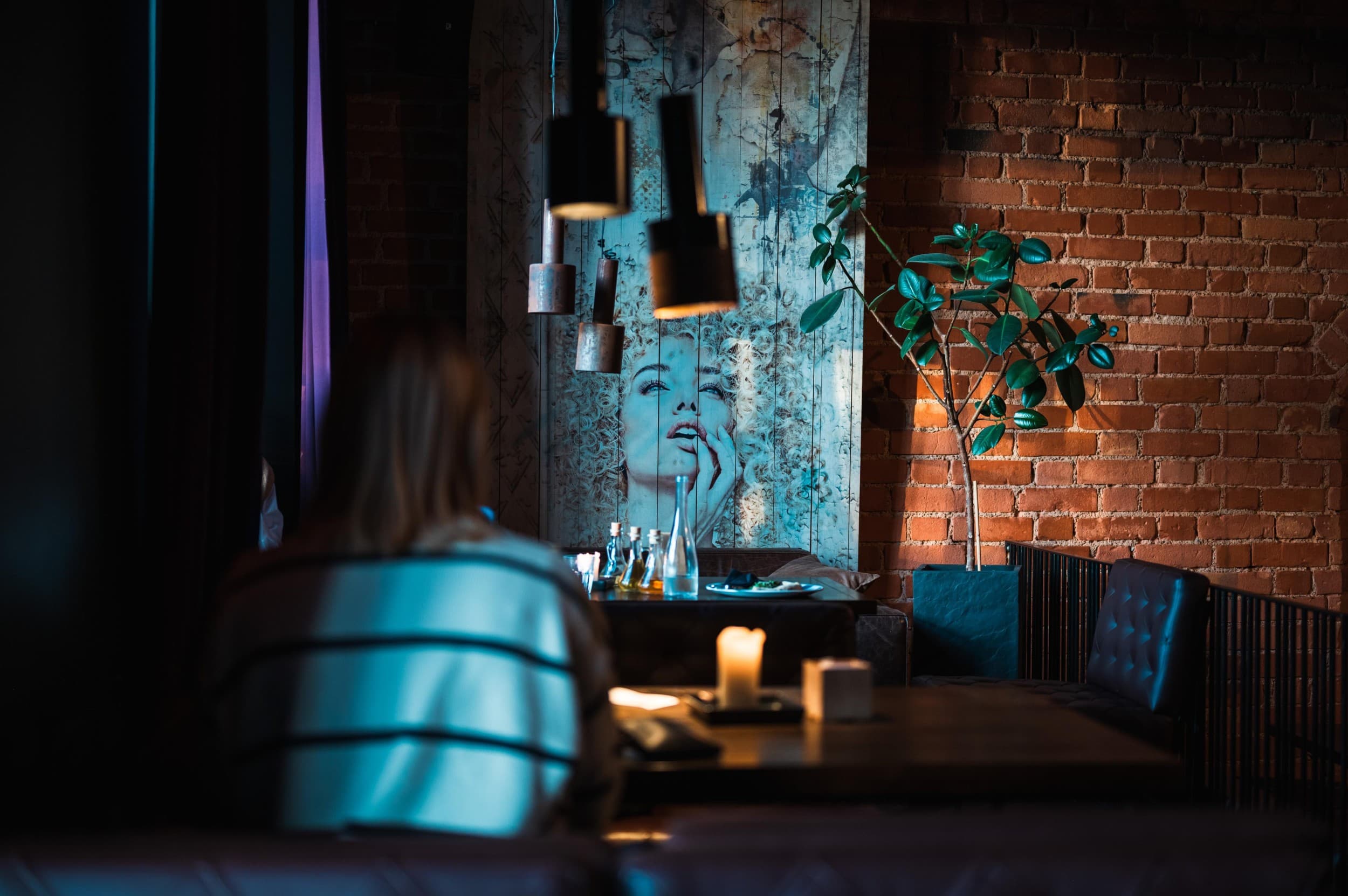 Vakarienė tamsoje „Dine in the Dark“ Kaune | Laisvalaikio Dovanos