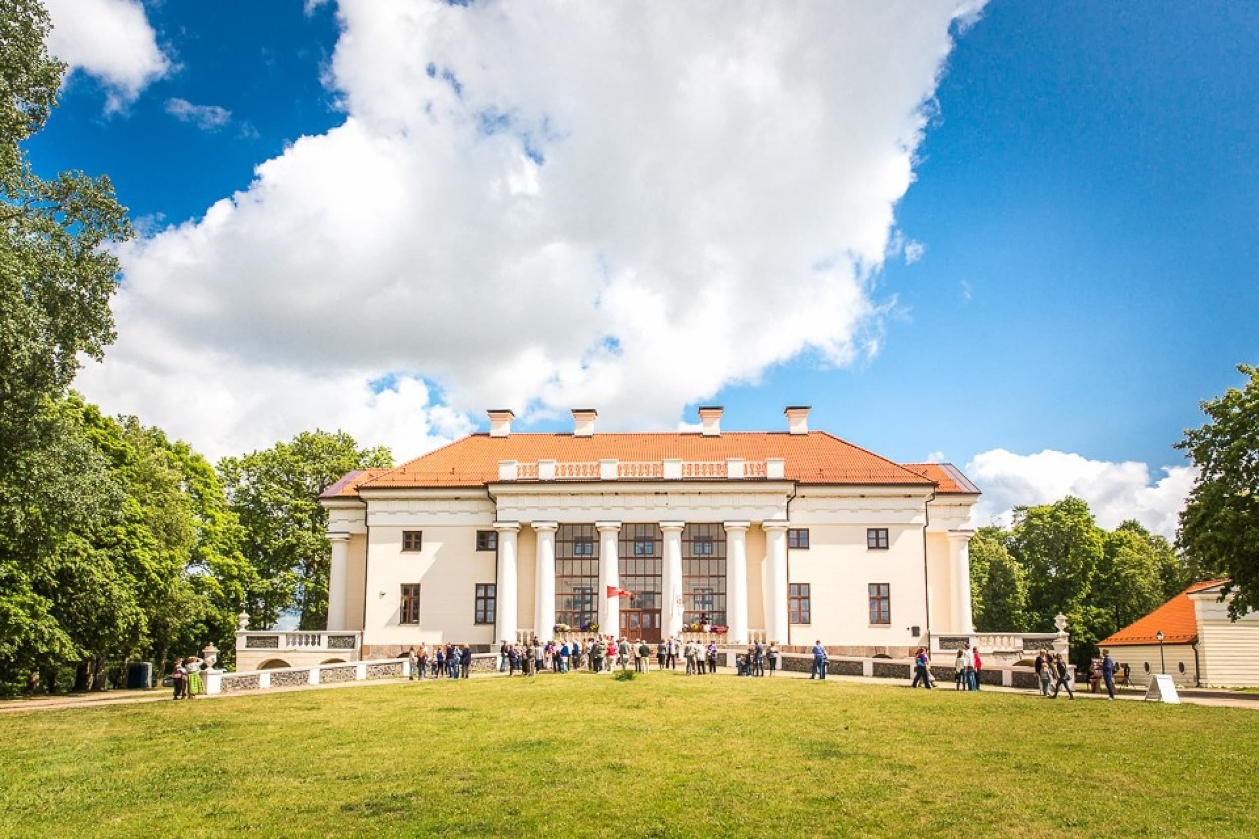 Romantiškas poilsis ir SPA malonumai Pakruojo dvare DVIEM