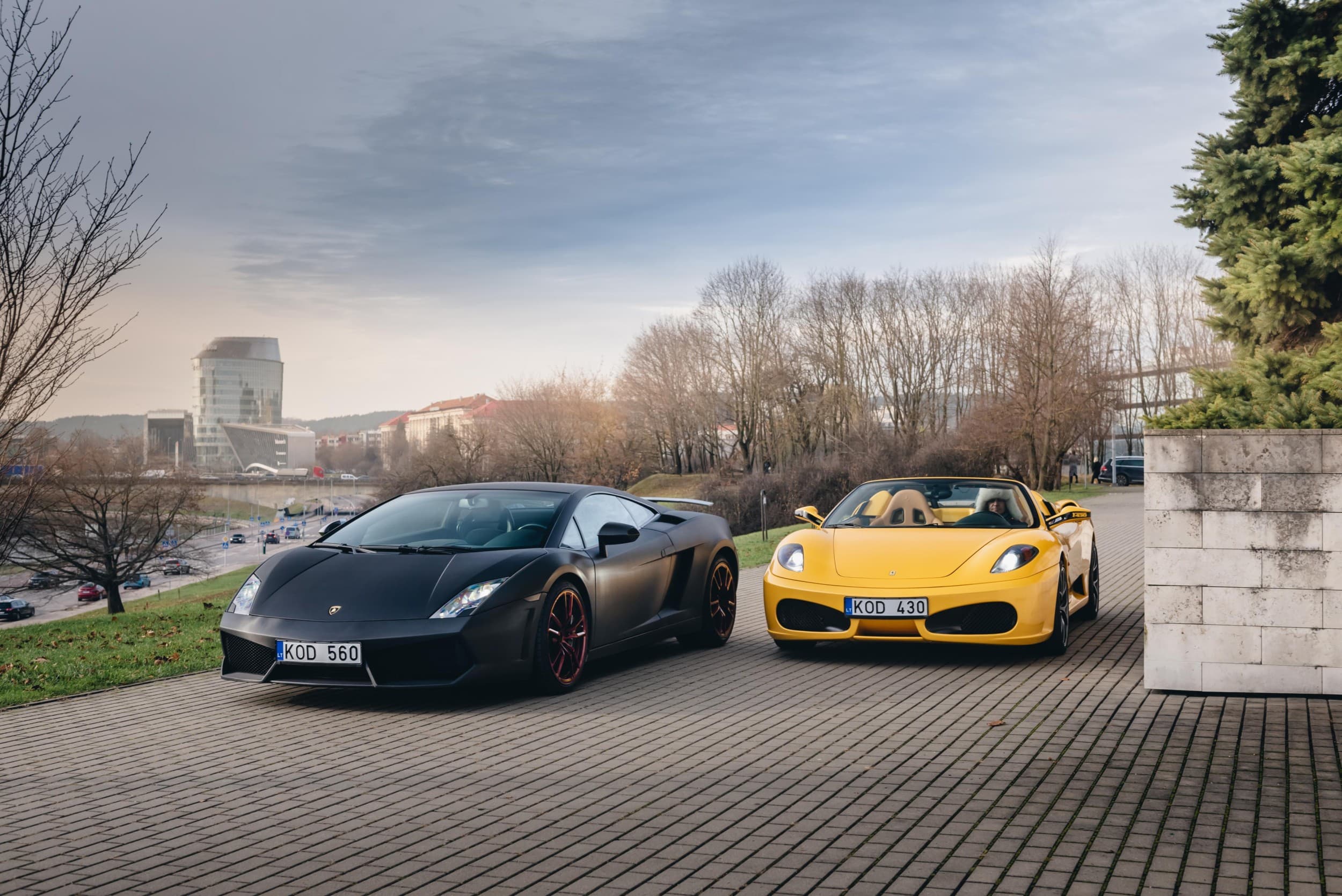 Vairuok Ferrari arba Lamborghini miesto gatvėse | Laisvalaikio Dovanos