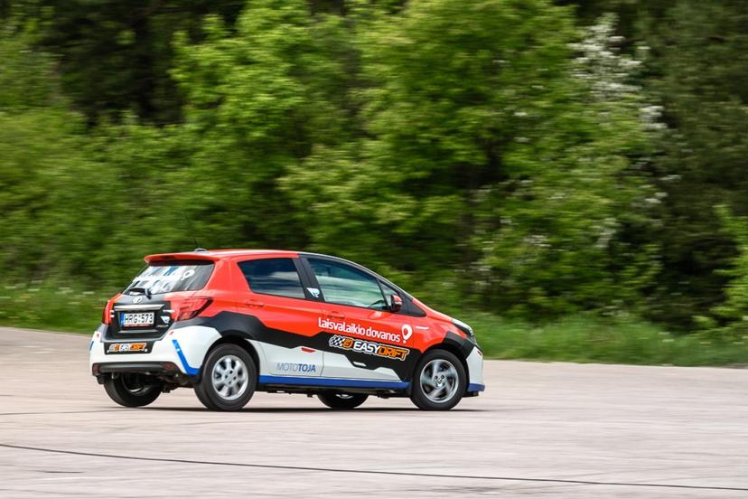„EasyDrift“ šonaslydžio pamoka
