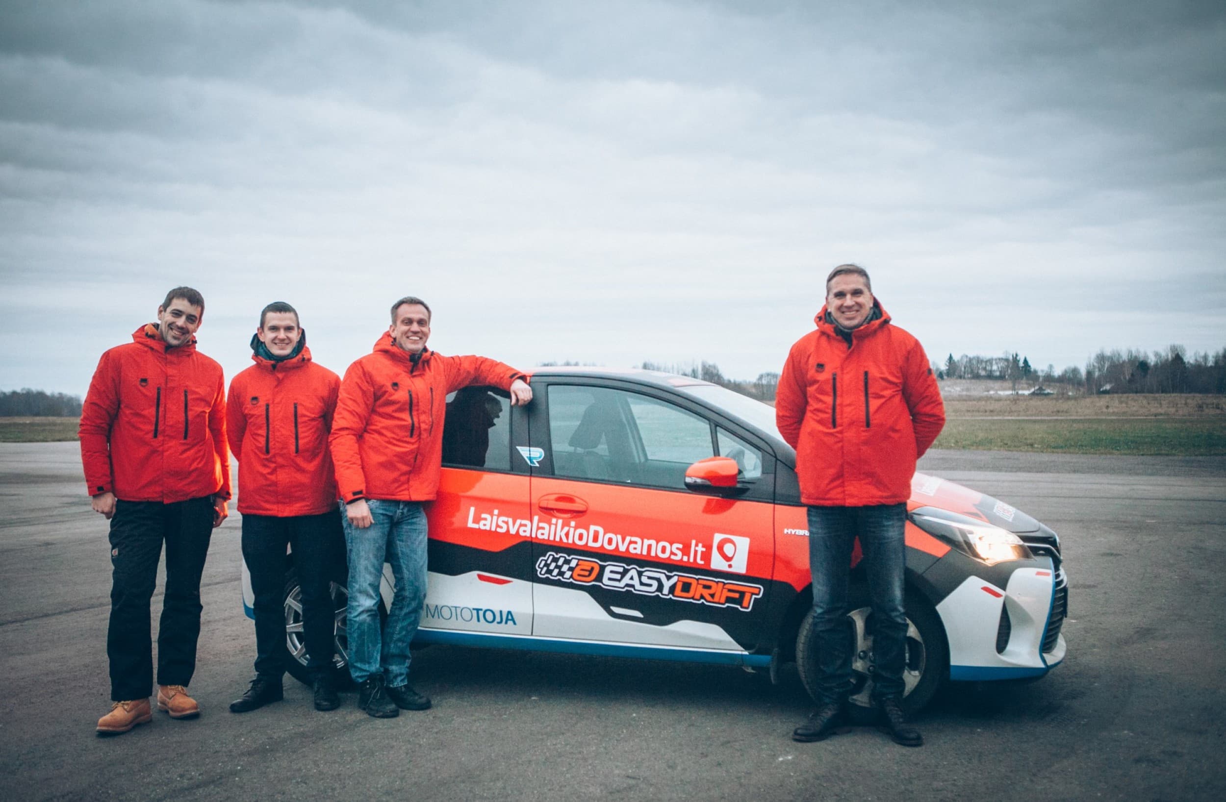 „EasyDrift“ šonaslydžio kursai | Laisvalaikio Dovanos