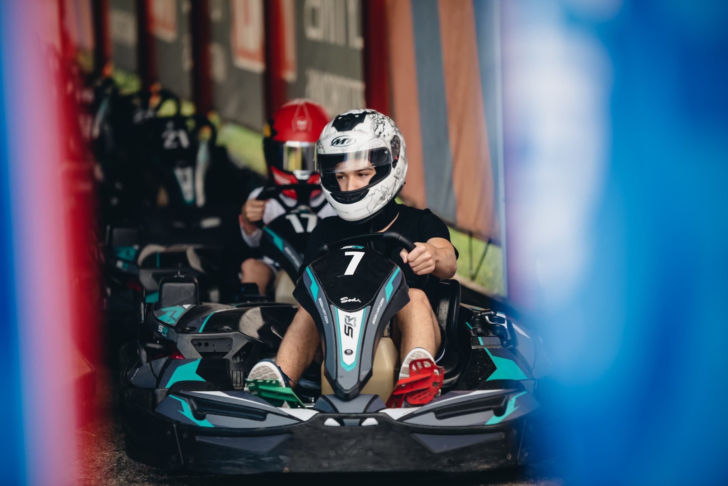 Pasivažinėjimas kartingais Vilniaus „Plytinės“ kartodrome DVIEM