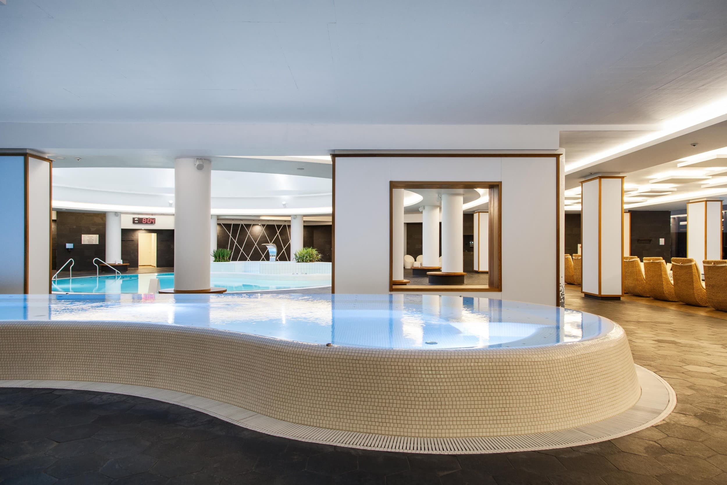 Atpalaiduojantis poilsis baseinų ir pirčių erdvėje „Vytautas Mineral SPA“ DVIEM | Laisvalaikio Dovanos