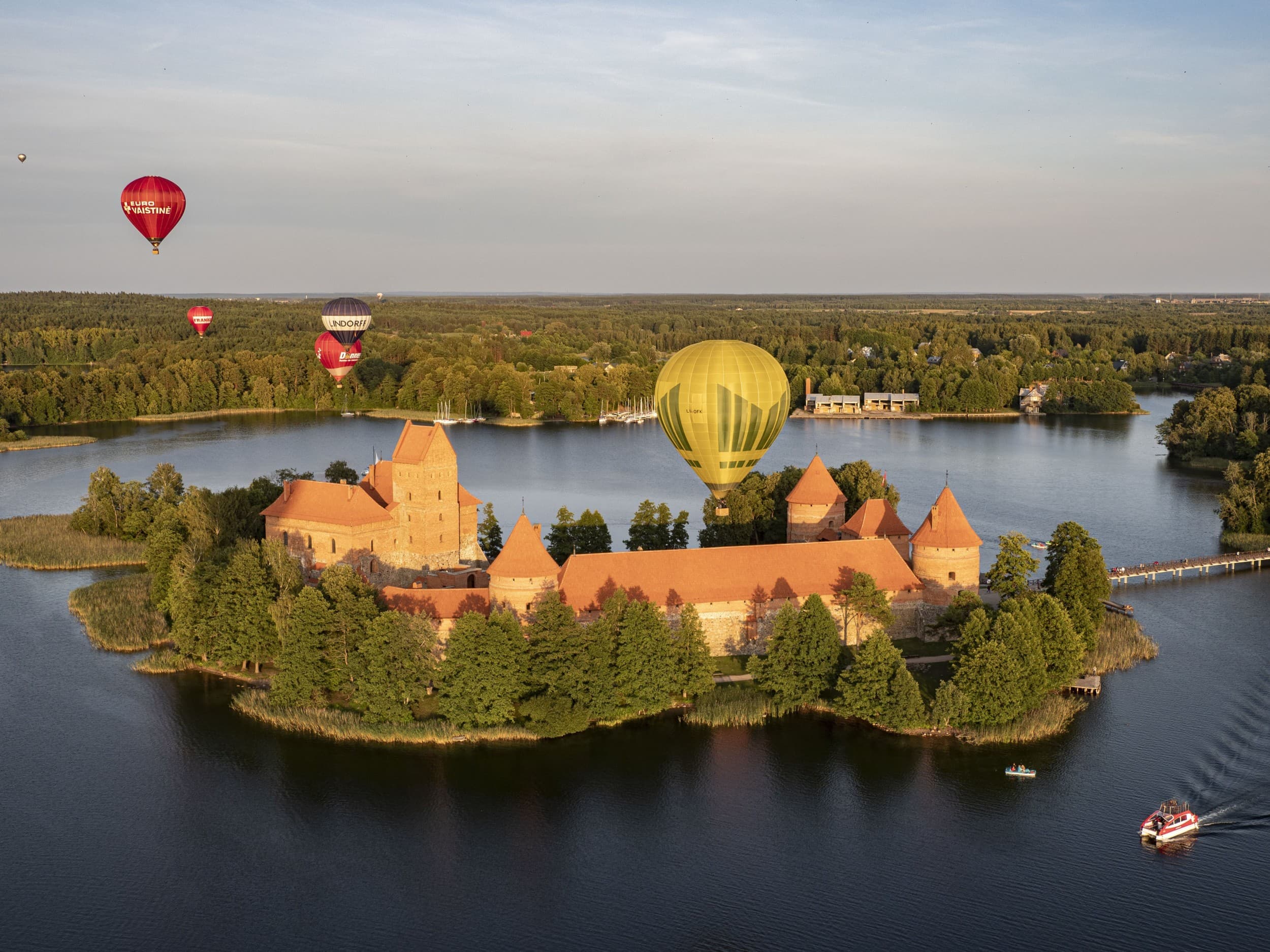 Skrydis oro balionu su „Smile Balloons“ oreiviais | Laisvalaikio Dovanos