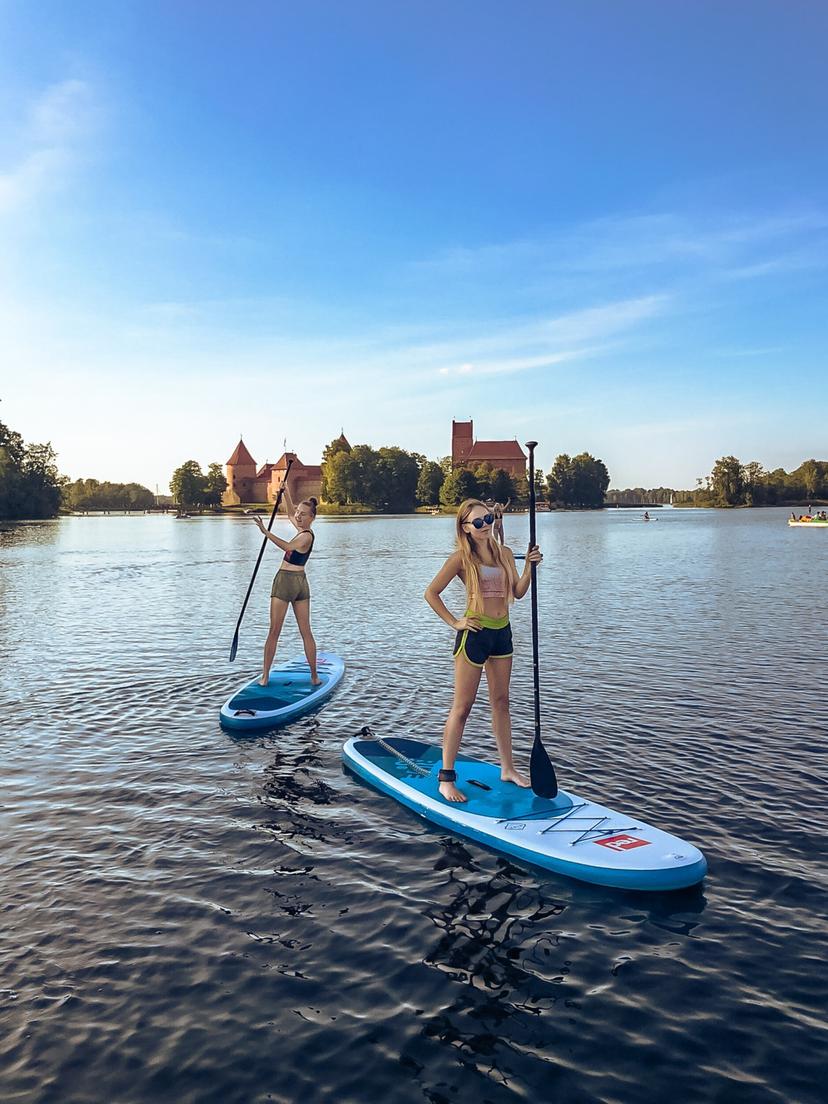 Pasiplaukiojimas irklente dviems Trakuose