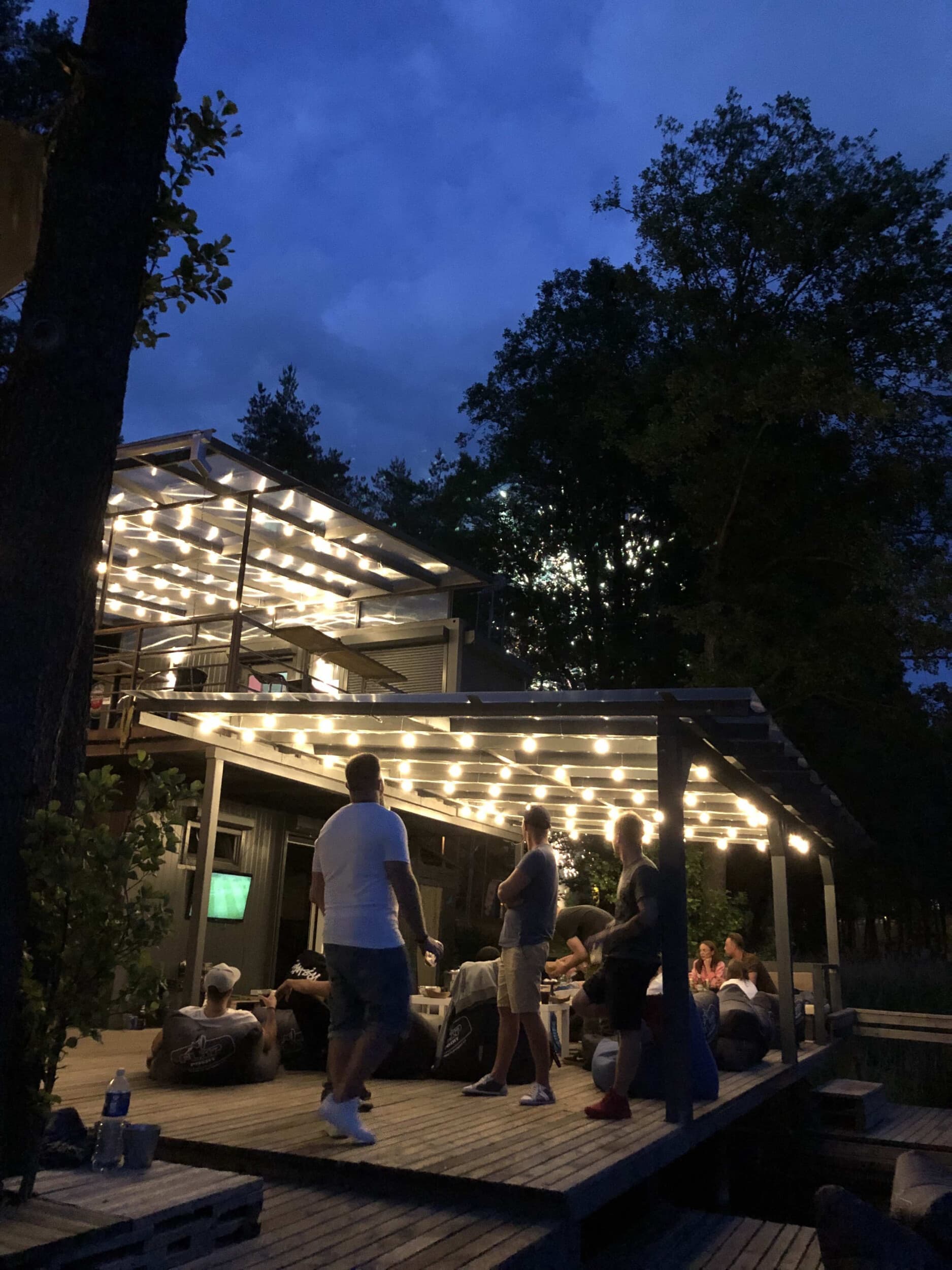 60 minučių plaukimas „FLIP Point“ vandenlenčių parke (su įranga) | Laisvalaikio Dovanos
