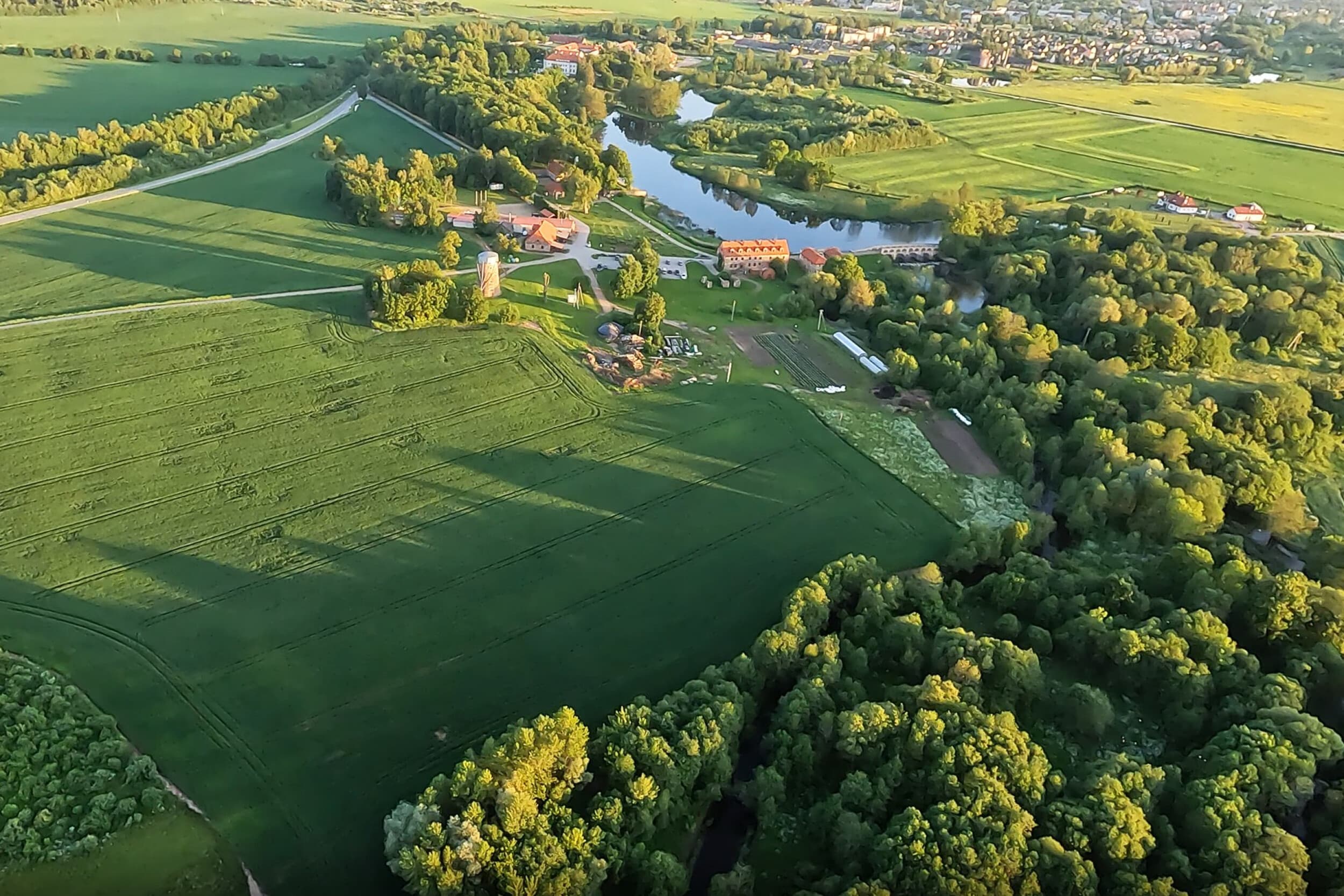 Skrydis lėktuvu „Nežemiški vaizdai“ | Laisvalaikio Dovanos