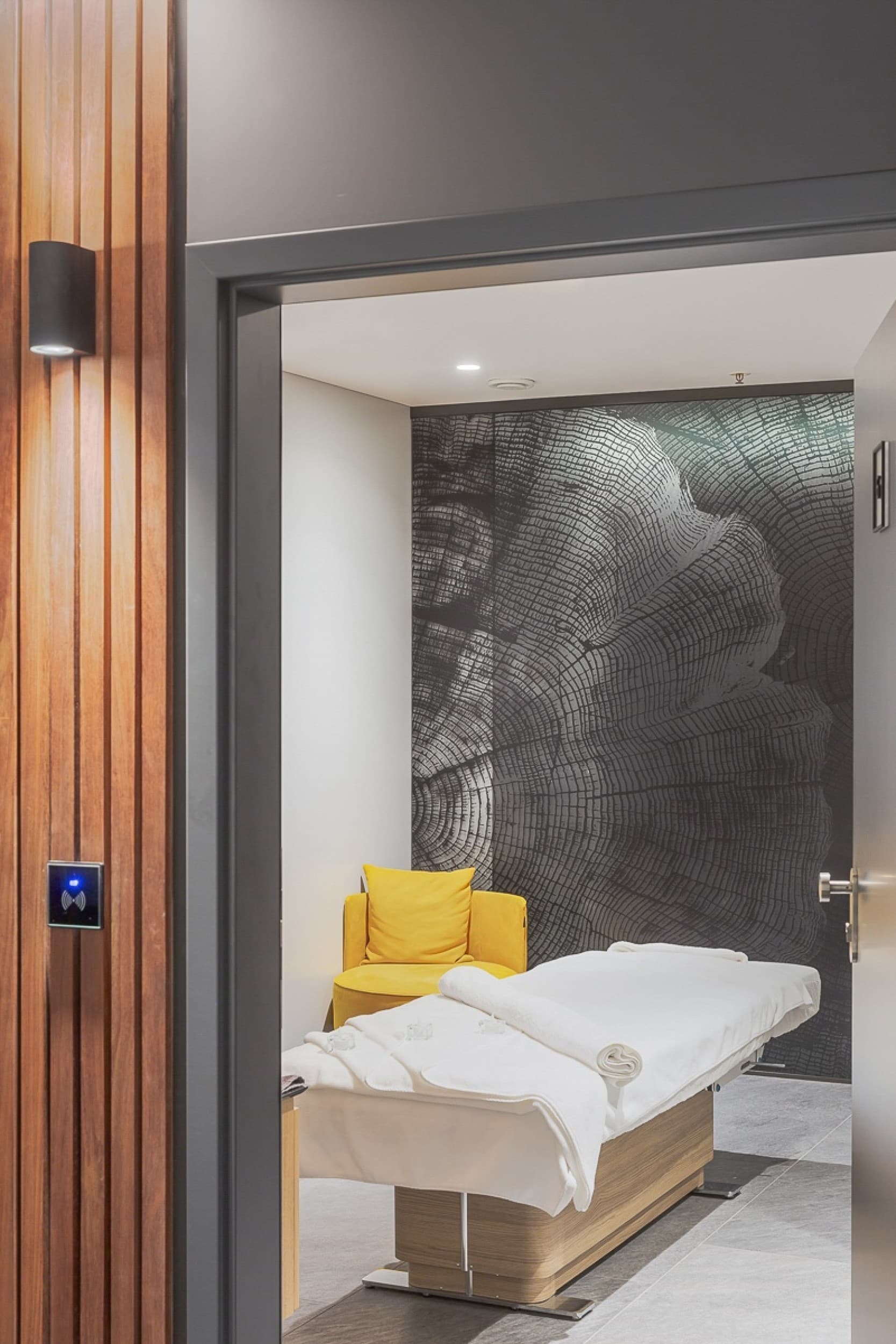 Poilsis su SPA malonumais ir vakariene „Vilnius Grand Resort“ DVIEM