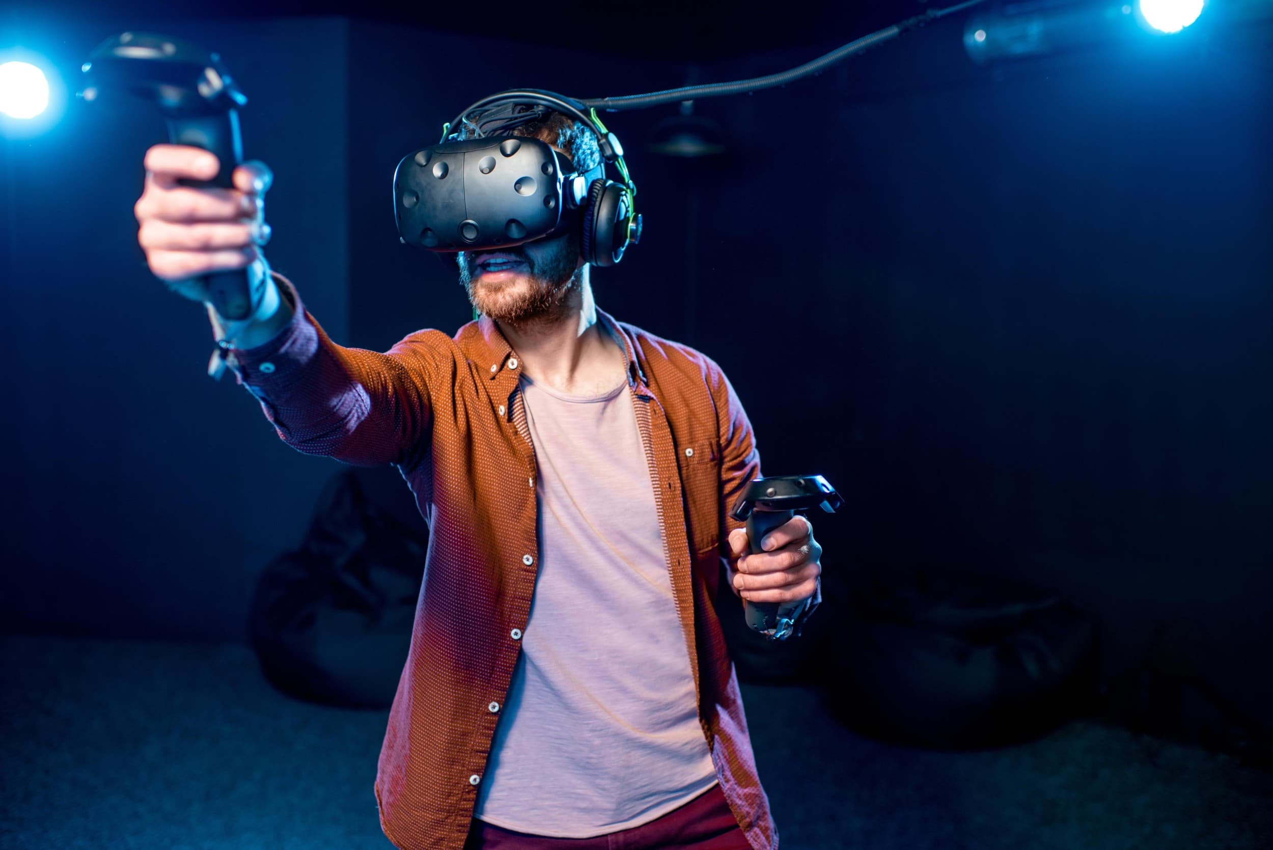 Virtualios realybės įrangos nuoma „VR CITY“ | Laisvalaikio Dovanos