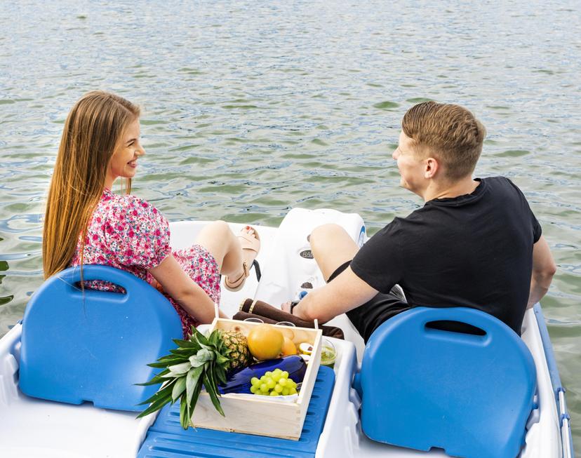 Pasiplaukiojimas „Harmony Park“ vandens dviračiu 4 asm. ŠEIMAI