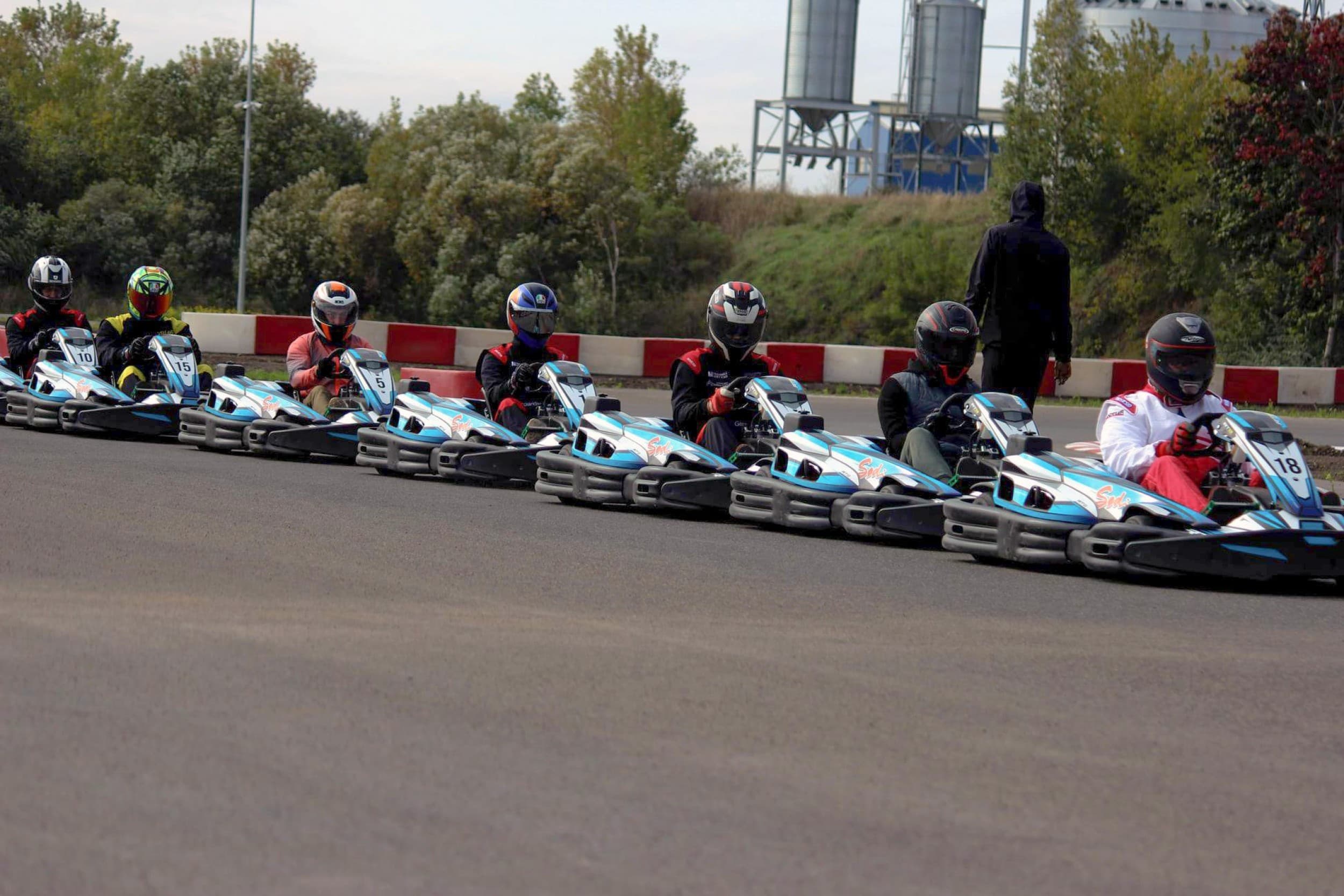 Pasivažinėjimas „13AG“ kartingu | Laisvalaikio Dovanos