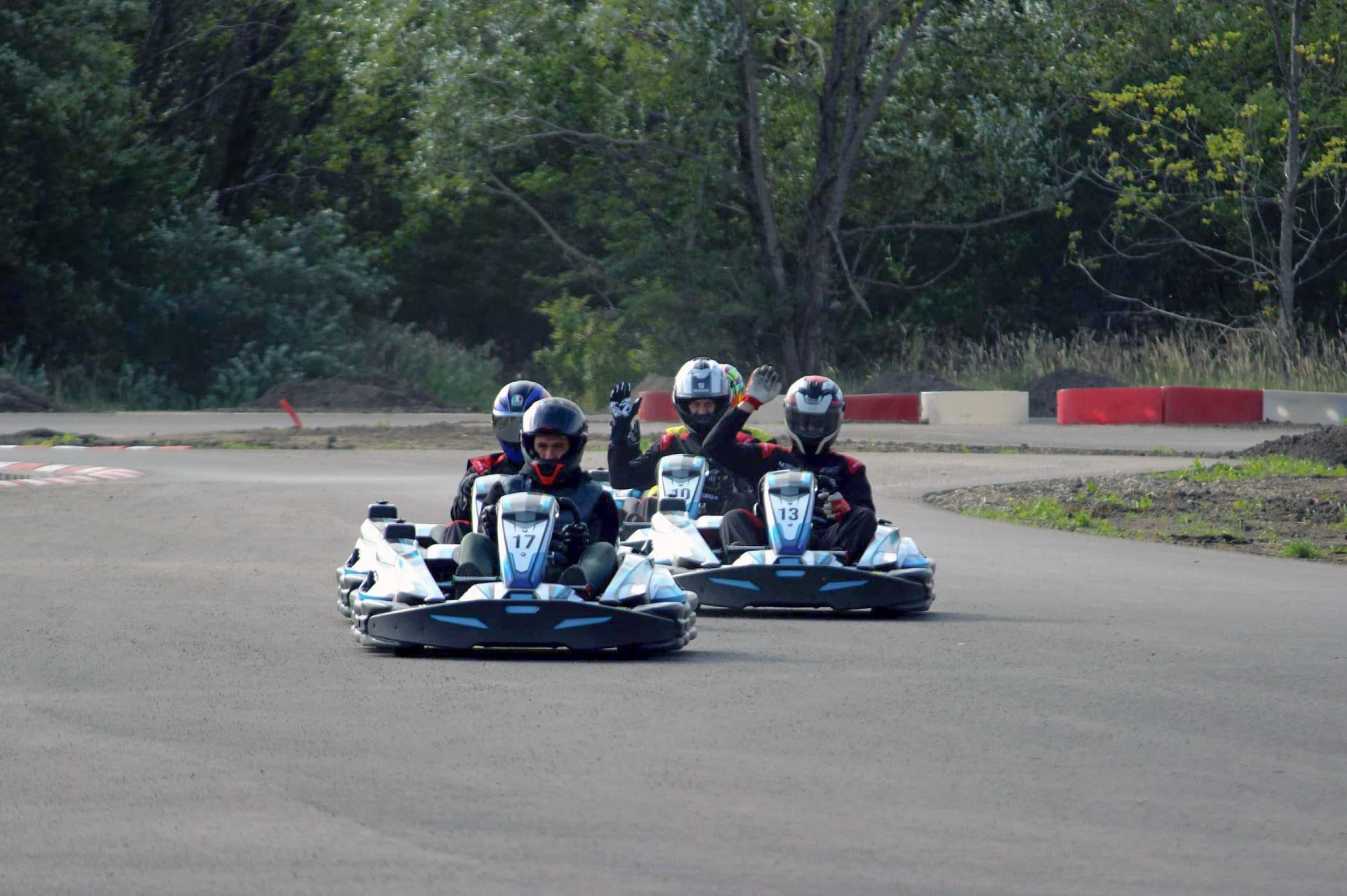 Pasivažinėjimas „13AG“ kartingu | Laisvalaikio Dovanos
