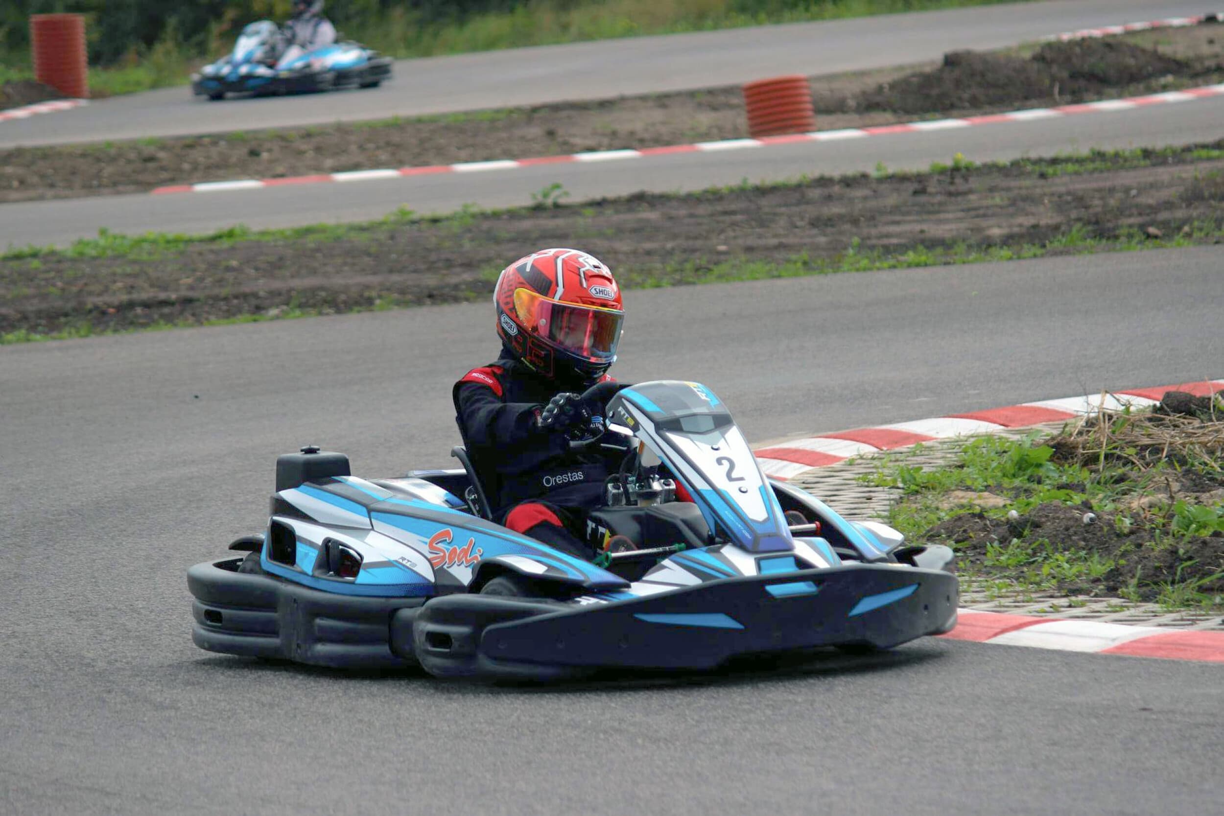 Pasivažinėjimas dviviečiu „13AG“ kartingu dviem | Laisvalaikio Dovanos