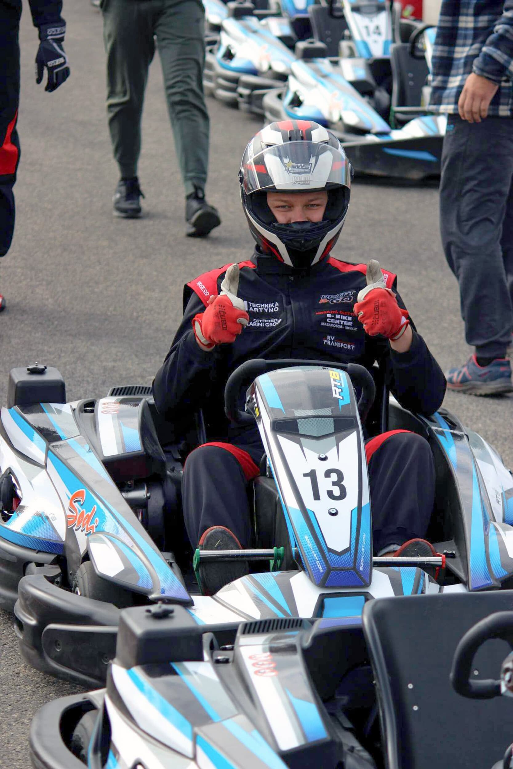 Pasivažinėjimas dviviečiu „13AG“ kartingu dviem | Laisvalaikio Dovanos