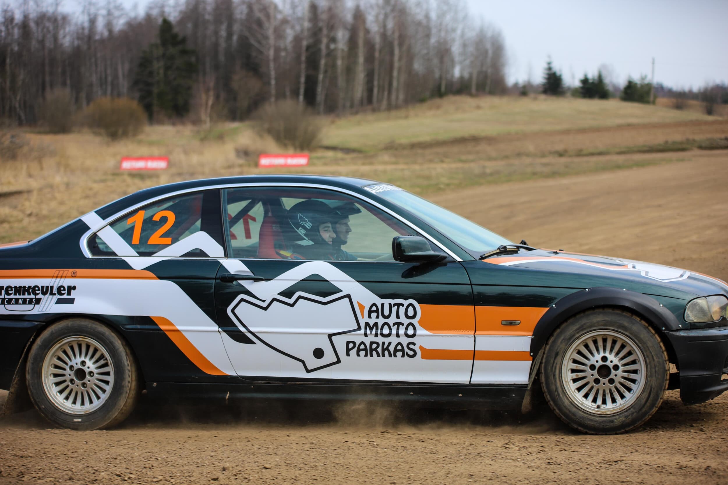 Vairuok sportinį-pramoginį ralio automobilį su instruktoriumi | Laisvalaikio Dovanos