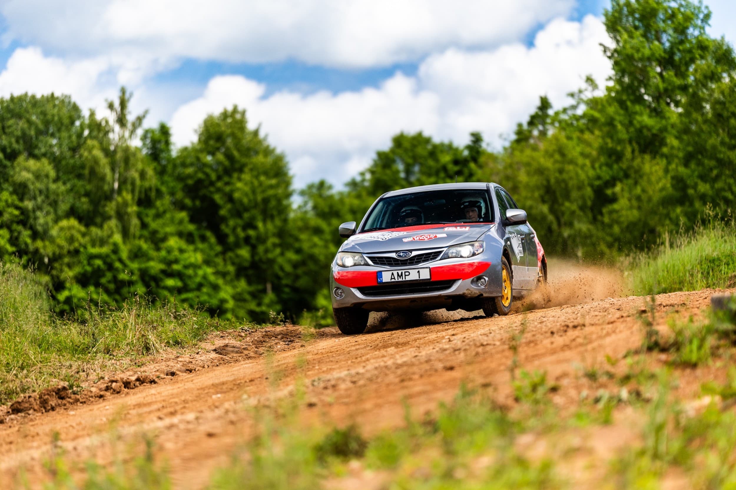 „Aistė‘s Rally Academy“ sportinio vairavimo pamoka ant žvyro