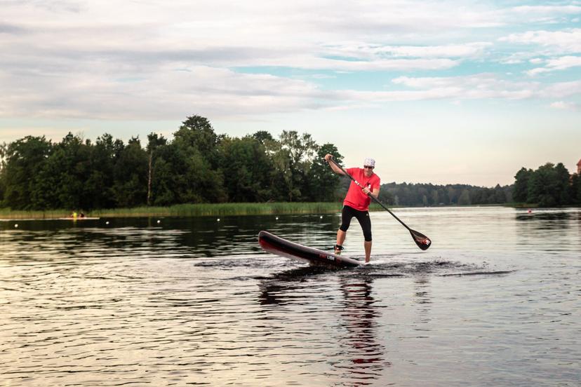 2 val. plaukimas irklente Lampėdžio ežere Kaune dviem
