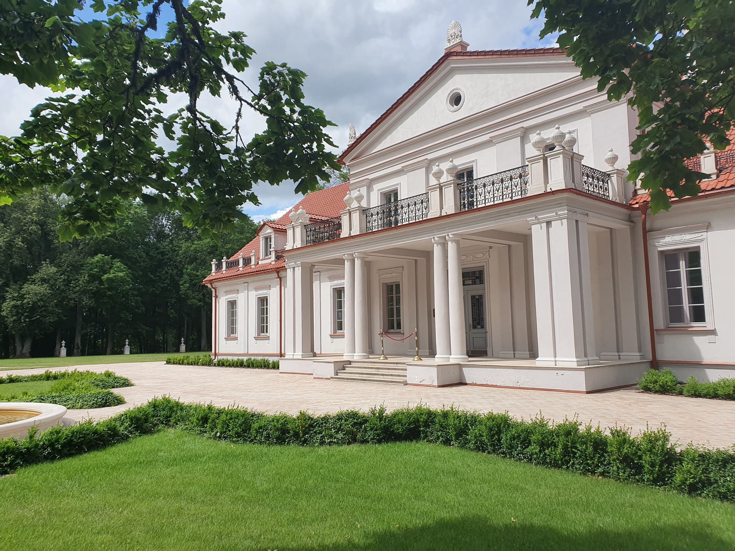 Skonio ekskursija „Dvariškos kulinarijos paslaptys“ rūmuose dviem