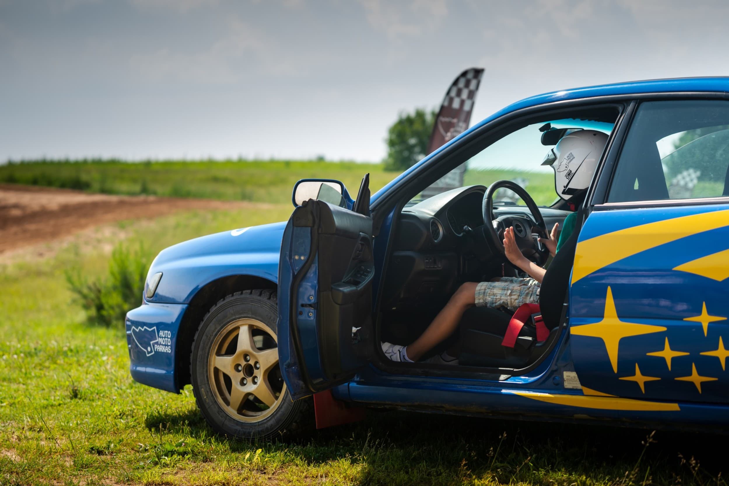 Sportinio ralio automobilio vairavimo pamoka vaikui | Laisvalaikio Dovanos