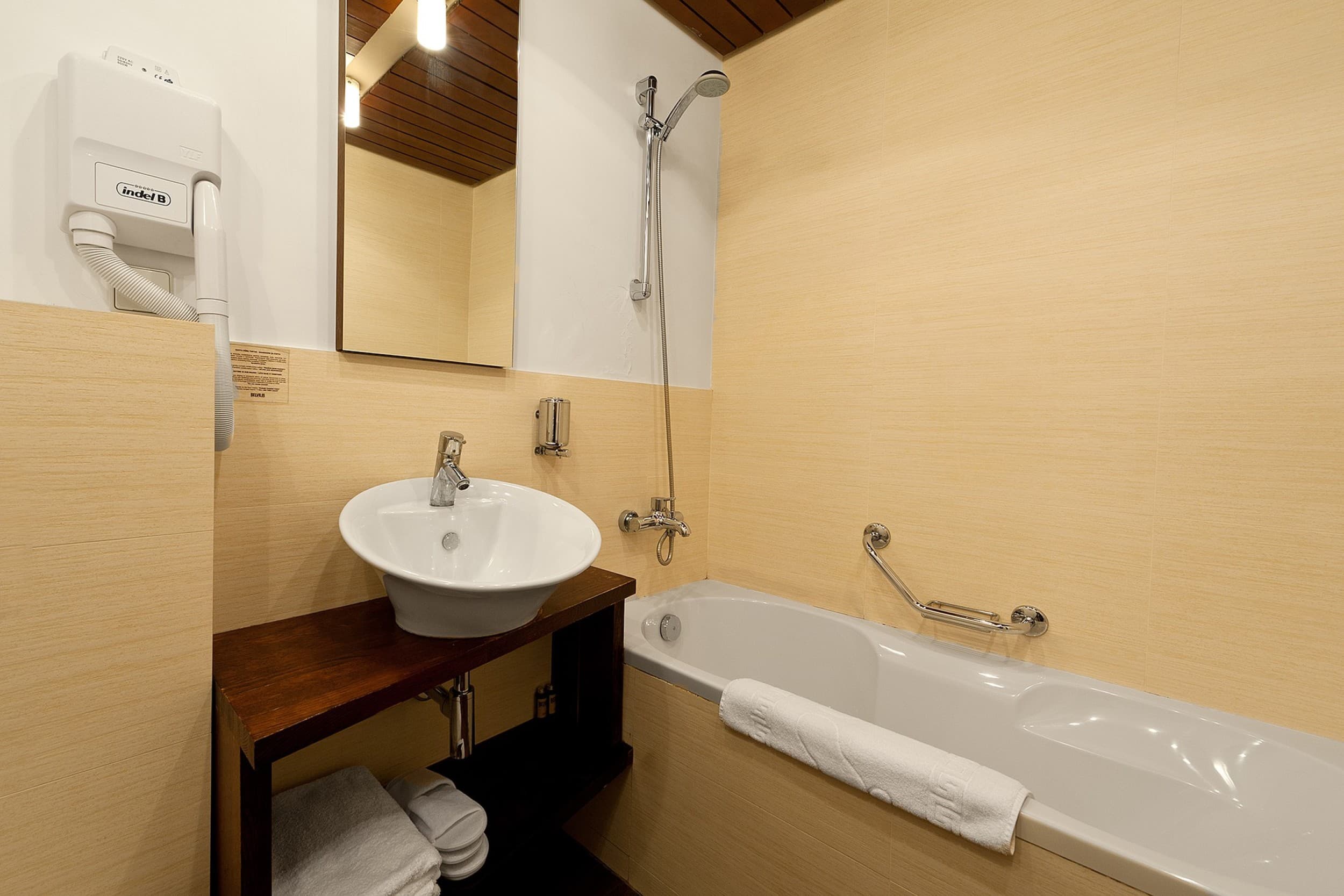 1 nakties SPA poilsis viešbutyje „Belvilis“ dviems  
