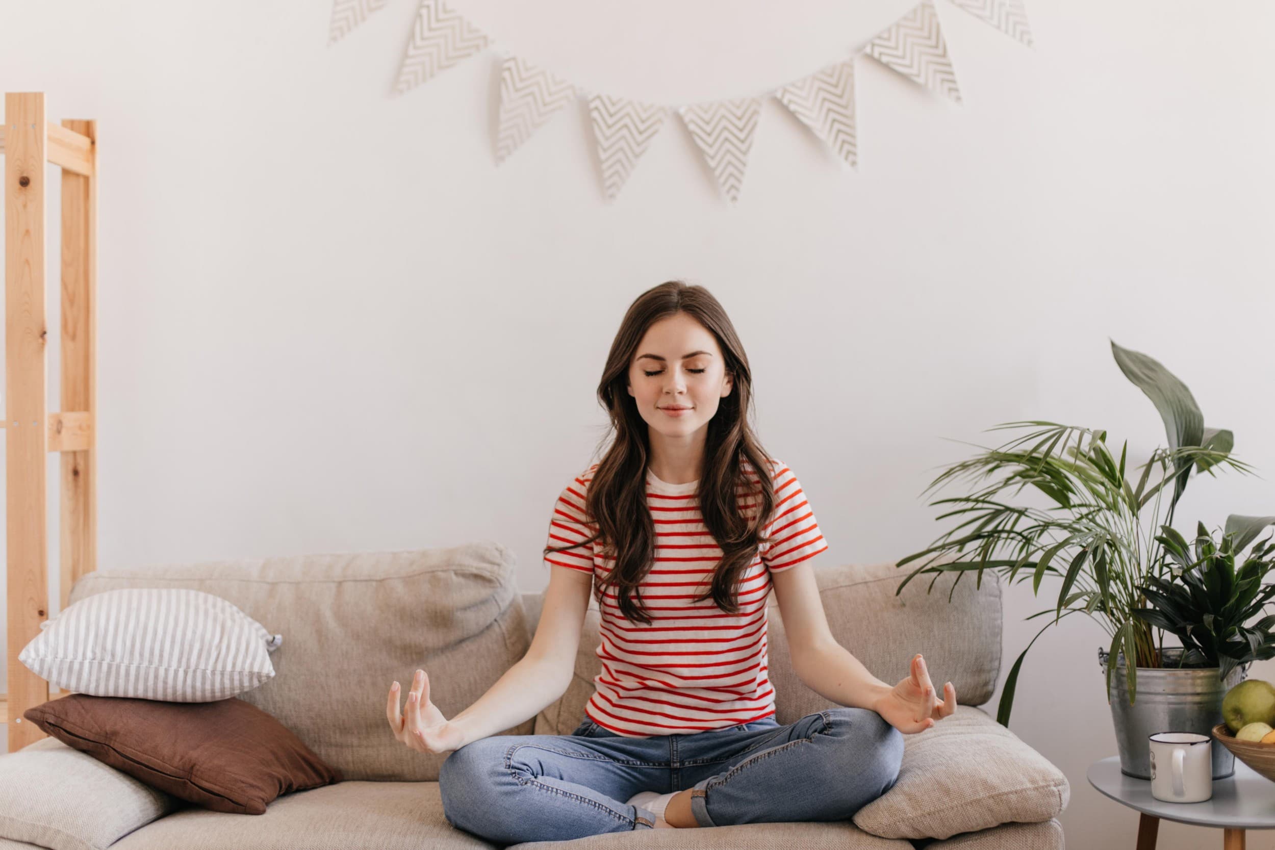 Giluminis „Reiki“ seansas su meditacija