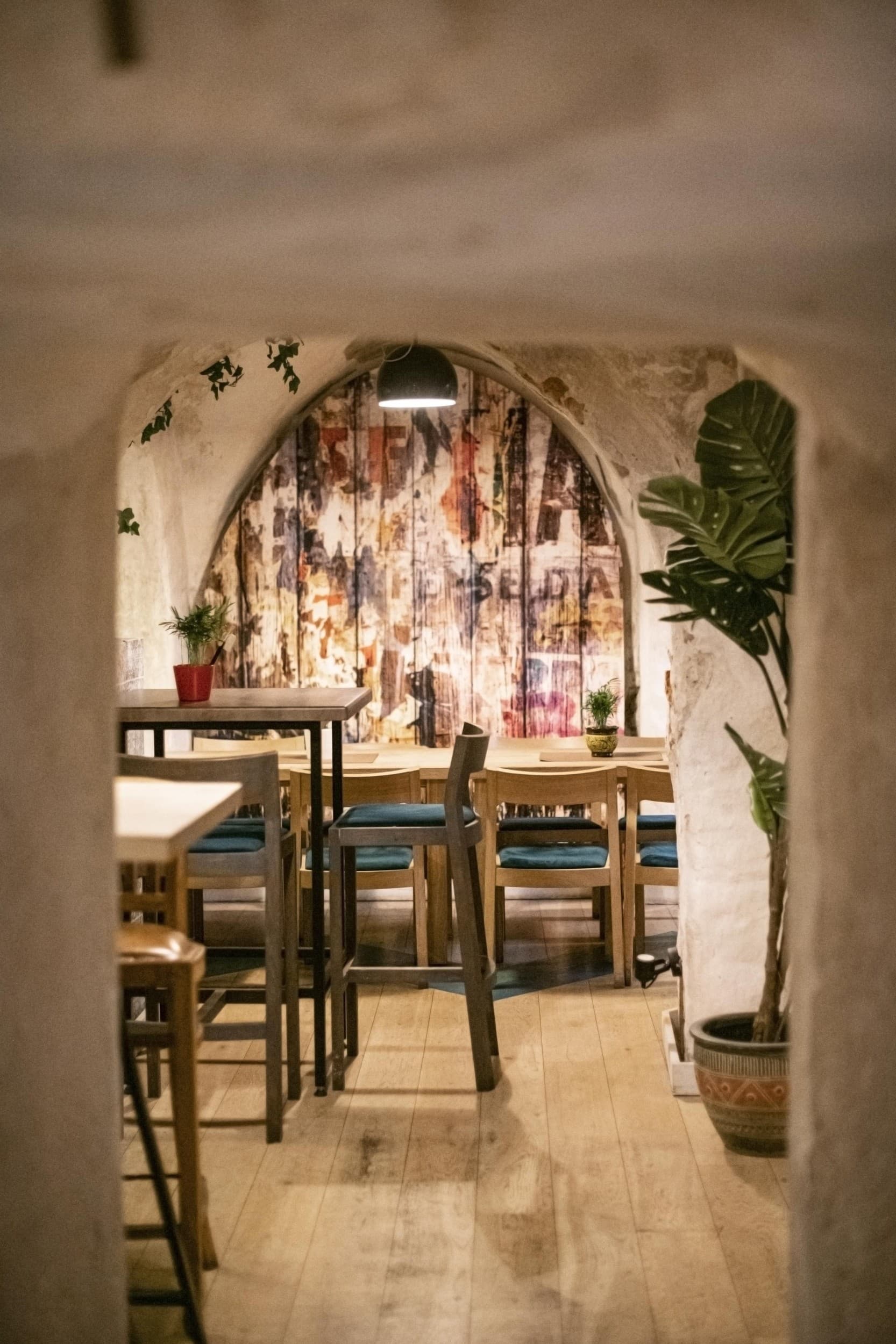 Degustacinė 4 patiekalų vakarienė dviem restorane „Botanist“ 