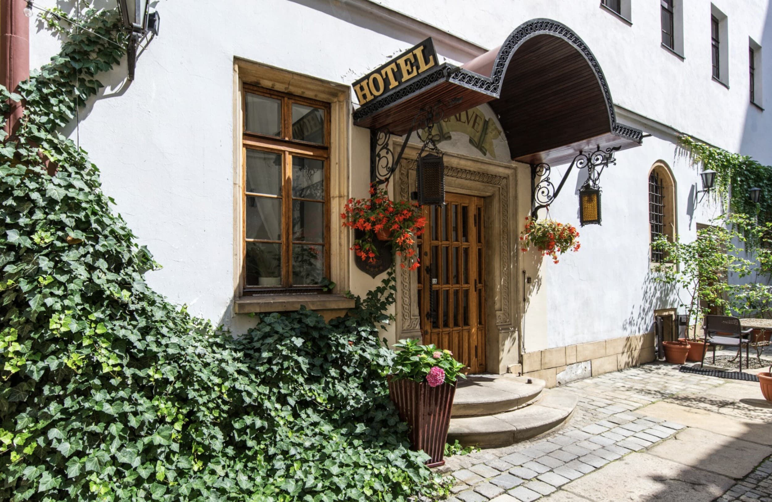 Povandeninė vakarienė dviems Lenkijoje 2 nakvynės viešbutyje