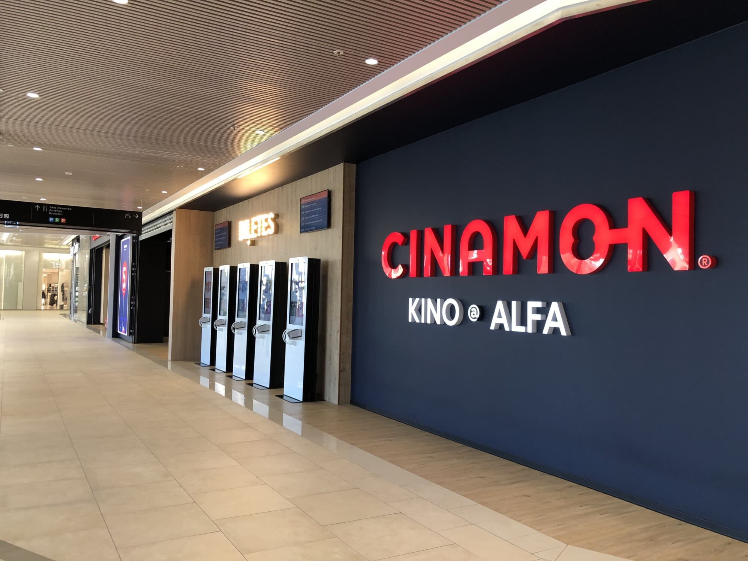 Apsilankymas CINAMON kino teatre dviem Rygoje