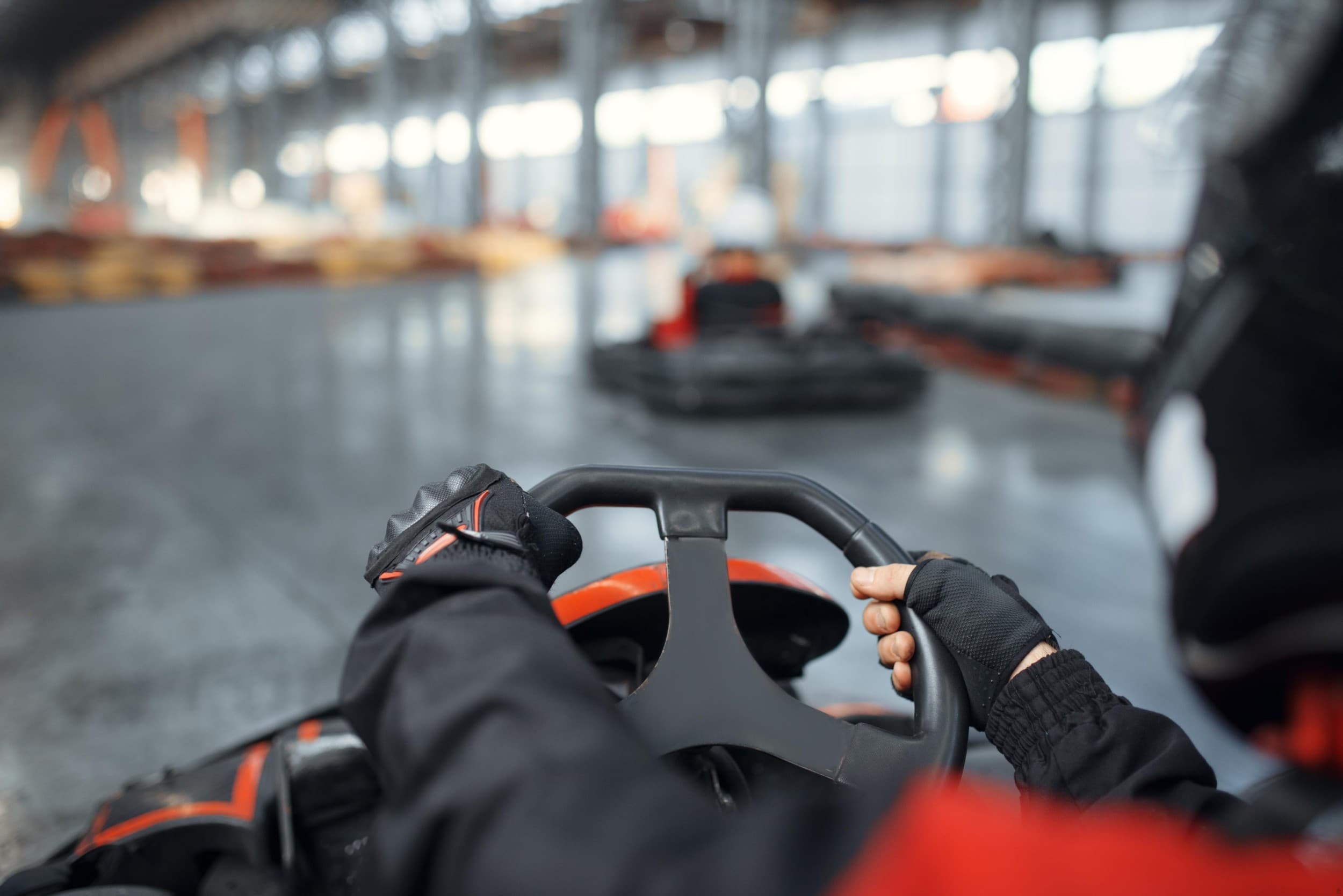 Pasivažinėjimas galingais elektriniais kartingais dviem | Laisvalaikio Dovanos