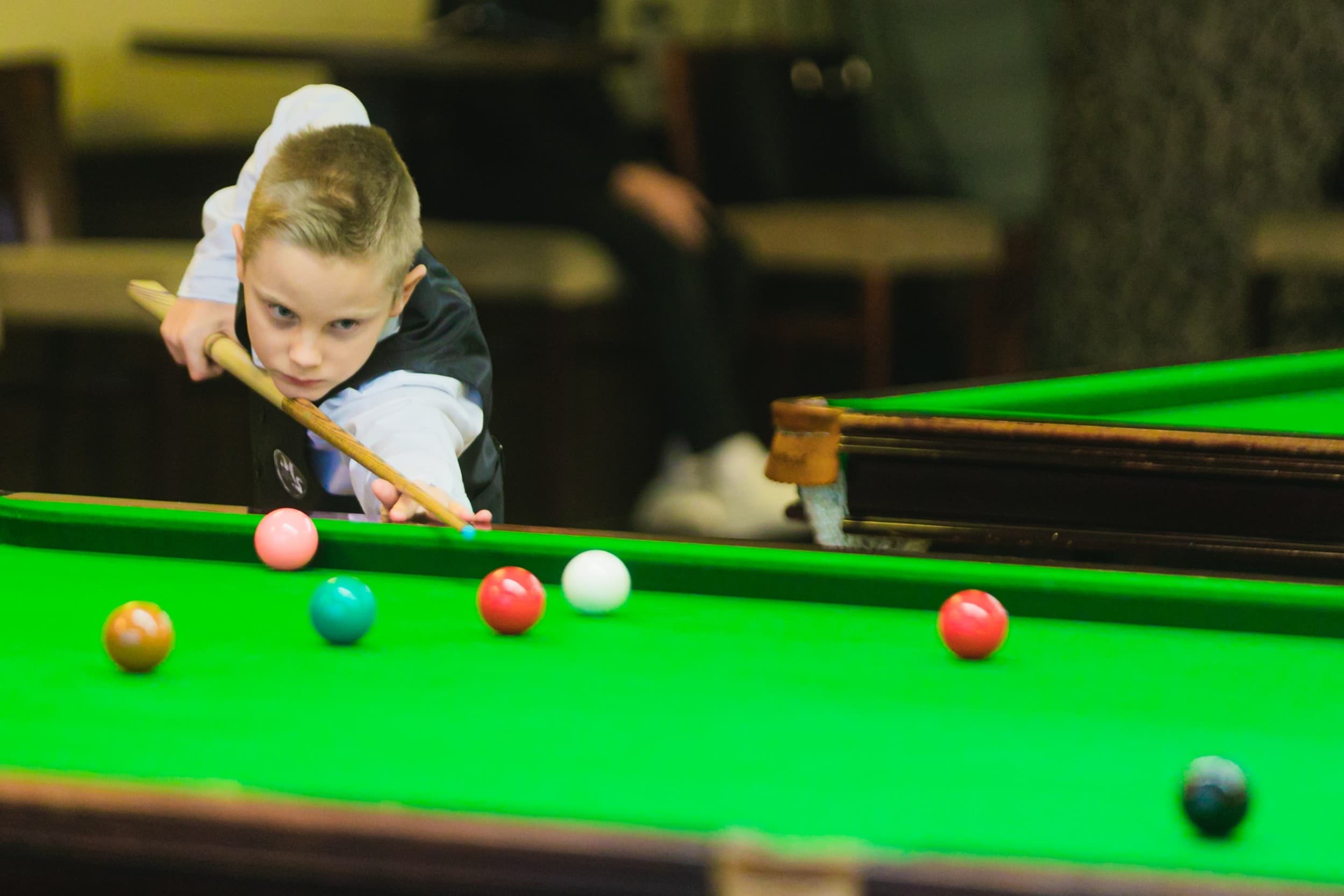  Individuali angliškojo biliardo (snooker) treniruotė