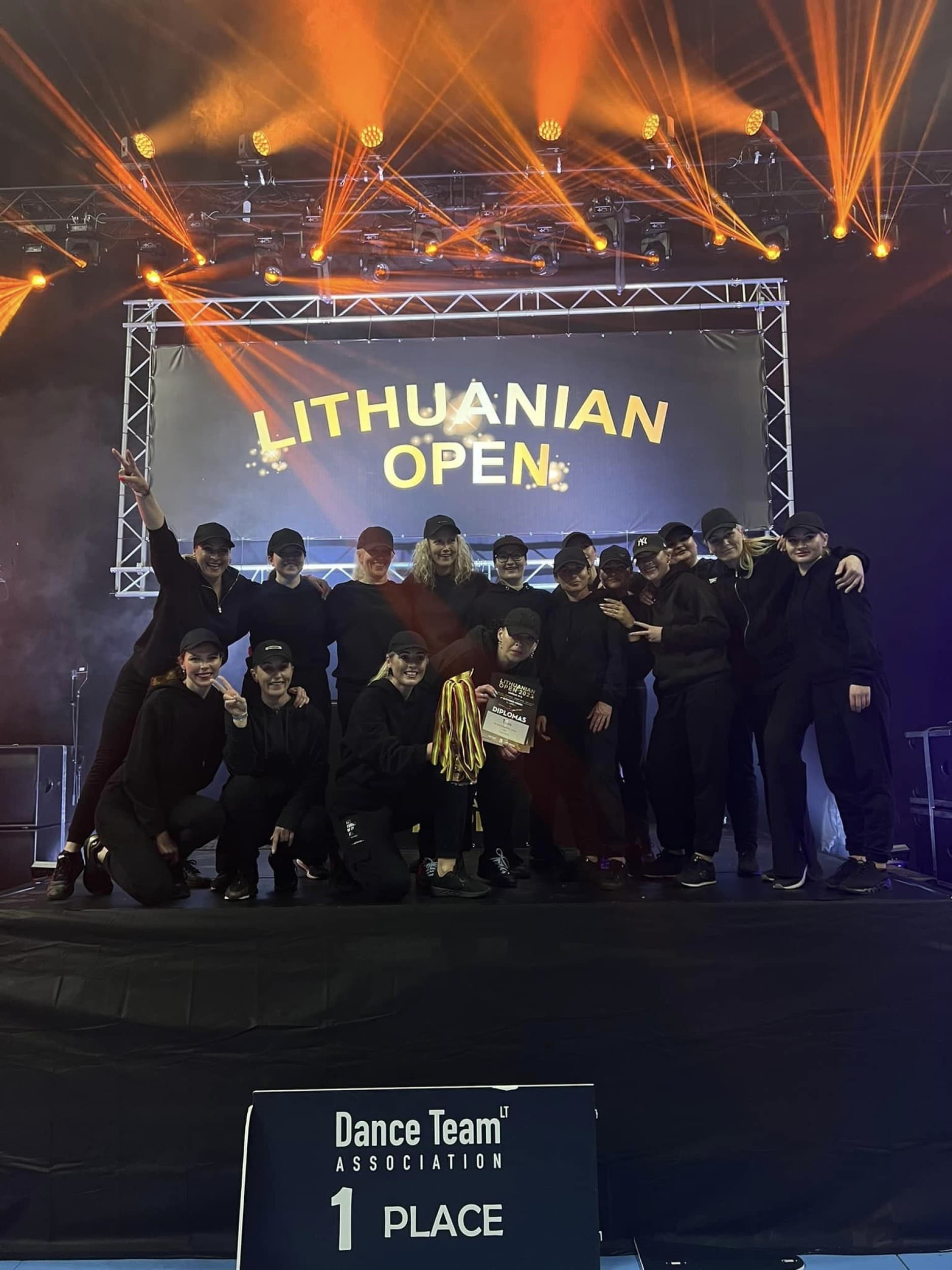 Pop dance treniruotės „Flash Dance“ studijoje