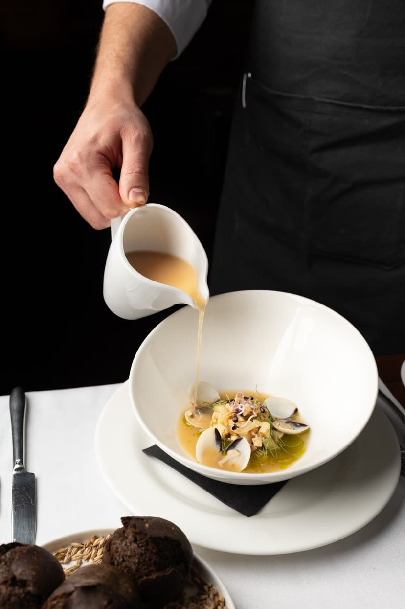 Prabangi 4 patiekalų vakarienė restorane „Avilys“