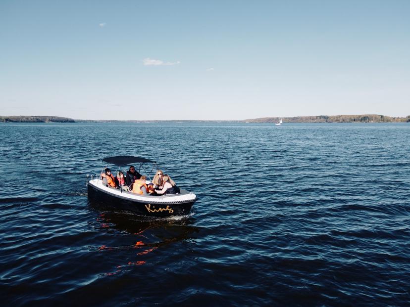 Savarankiškas plaukimas kateriu „Royal time“ (3 val.)