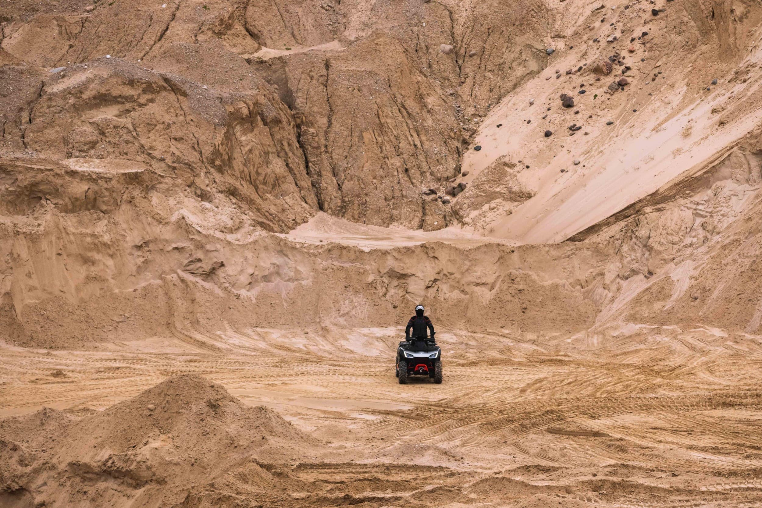 VIP pasivažinėjimas keturračiu 3-4 asm. ŠEIMAI