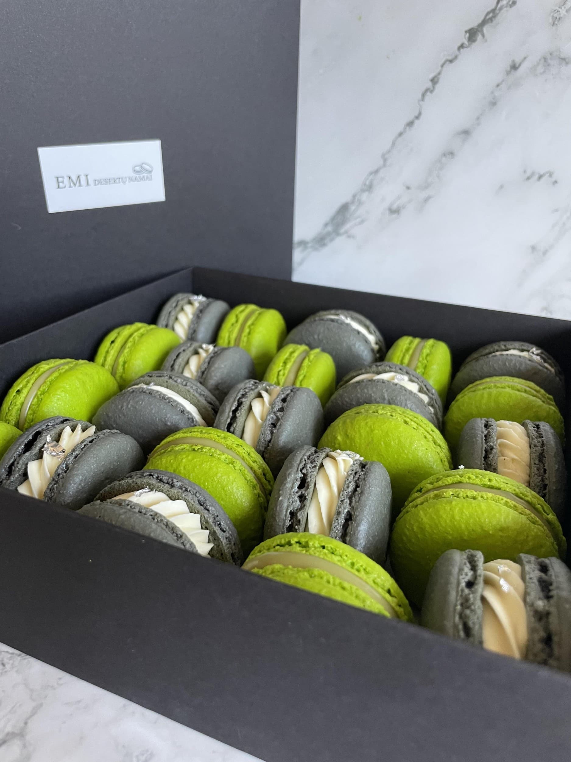 Prancūziški macaroons sausainiai „EMI“