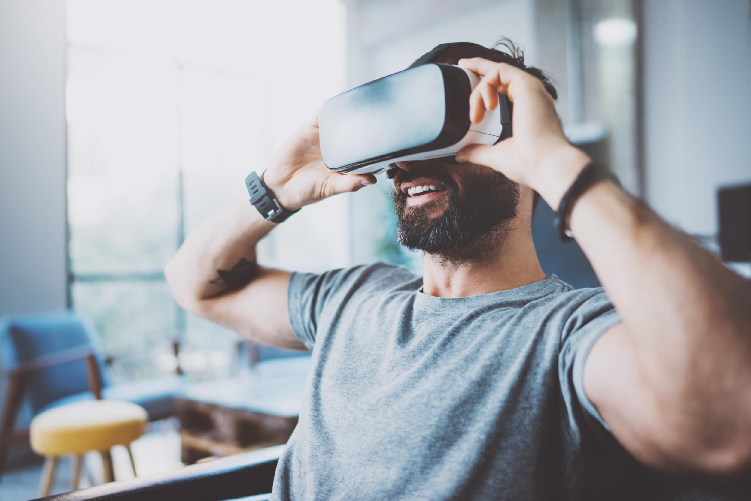 Streso valdymo virtualioje realybėje užsiėmimas dviem