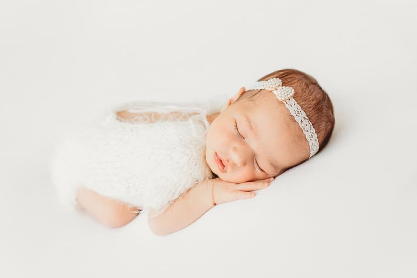 Naujagimio fotosesija studijoje „Kidsstudio“