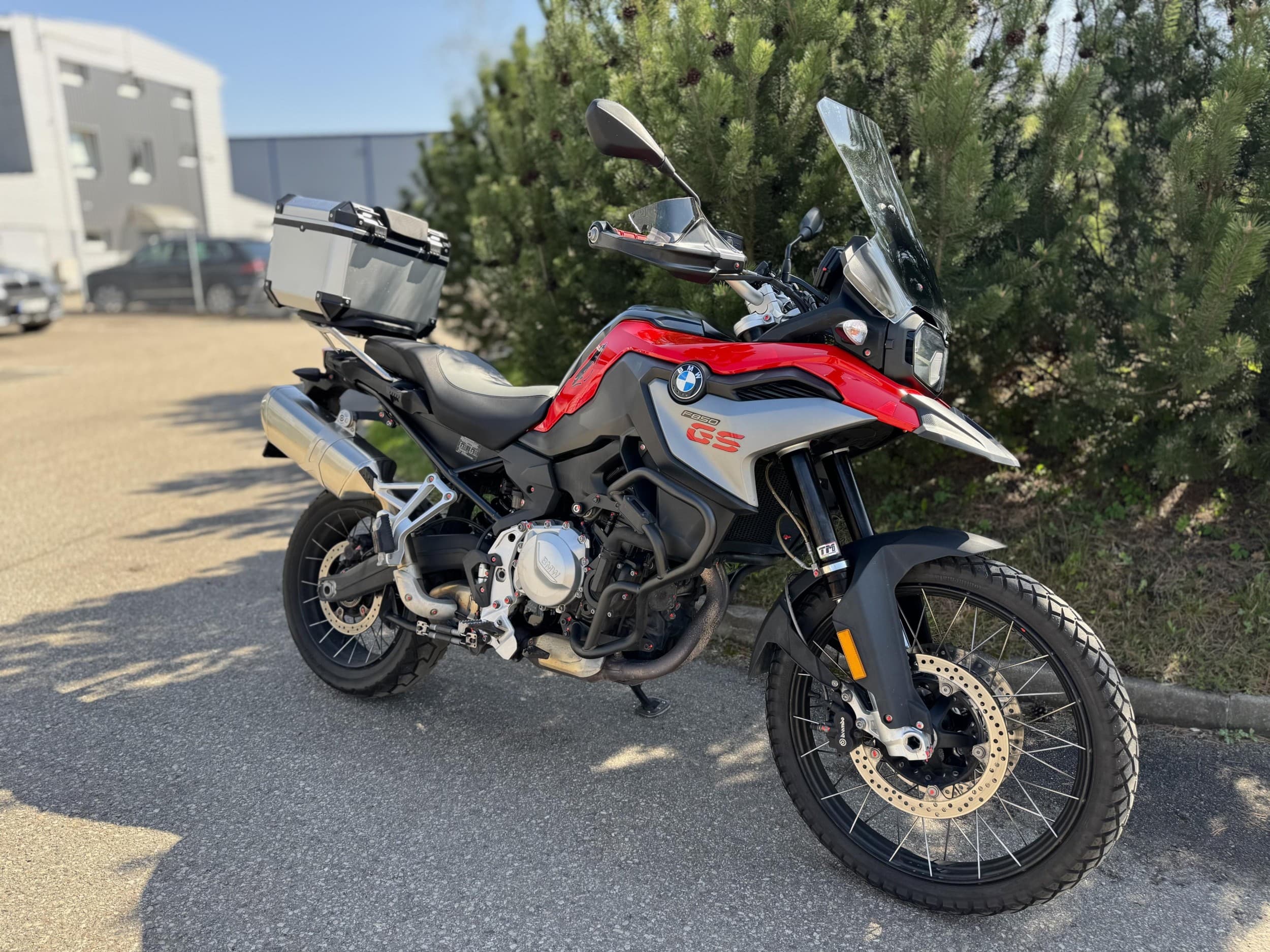 Atrask nuotykius, važiuok motociklu | Laisvalaikio Dovanos