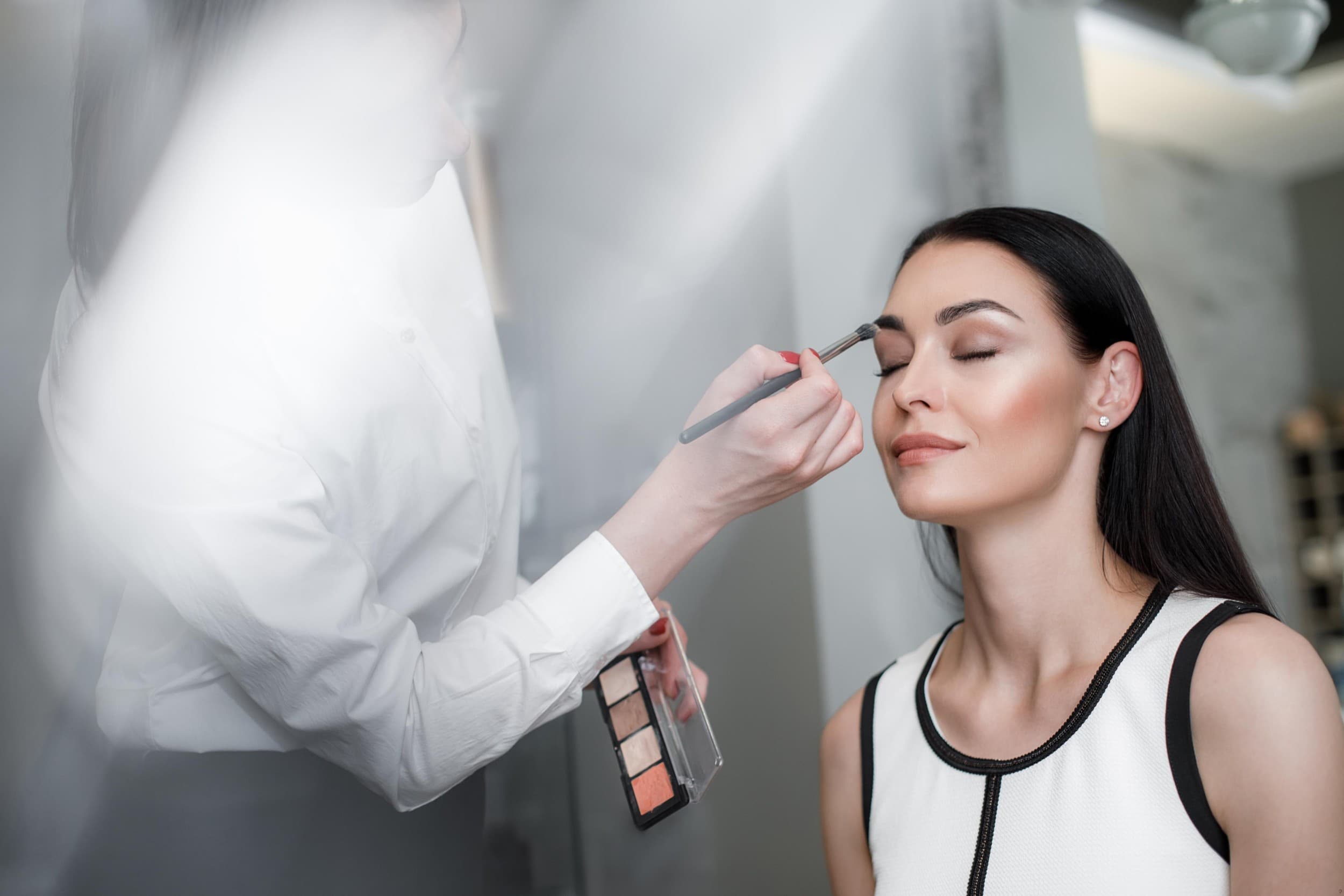 Antakių laminavimas, prisotinimas keratinu ir dažymas | Laisvalaikio Dovanos